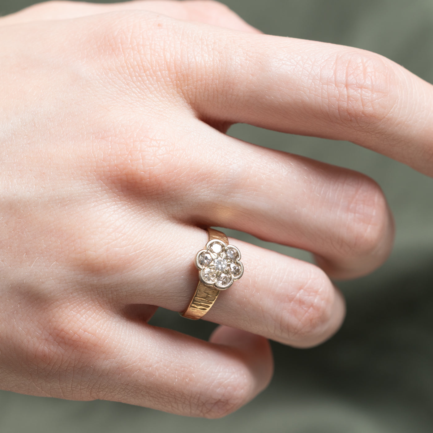 14k Diamond Daisy Ring | 0.60ctw | SZ 5.75