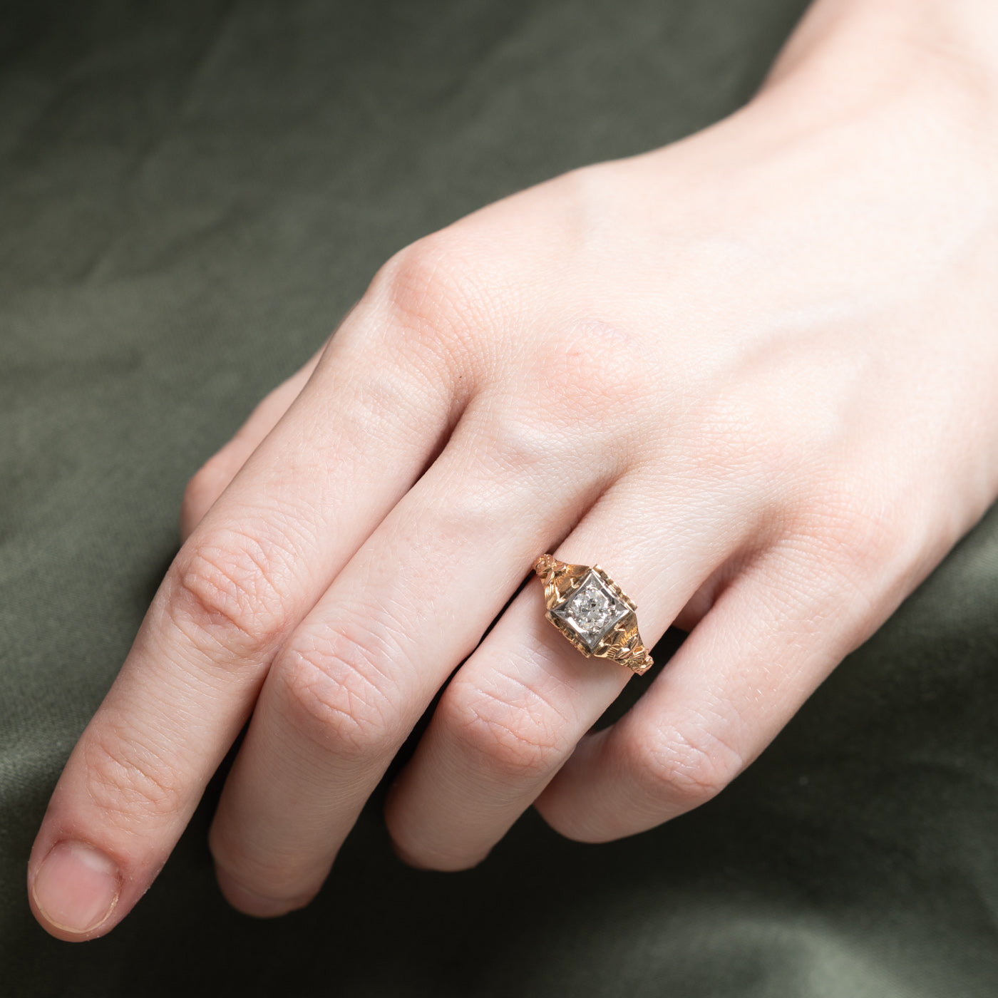 Bague de fiançailles ancienne européenne en diamant | 0,37 ct | Taille 6,25