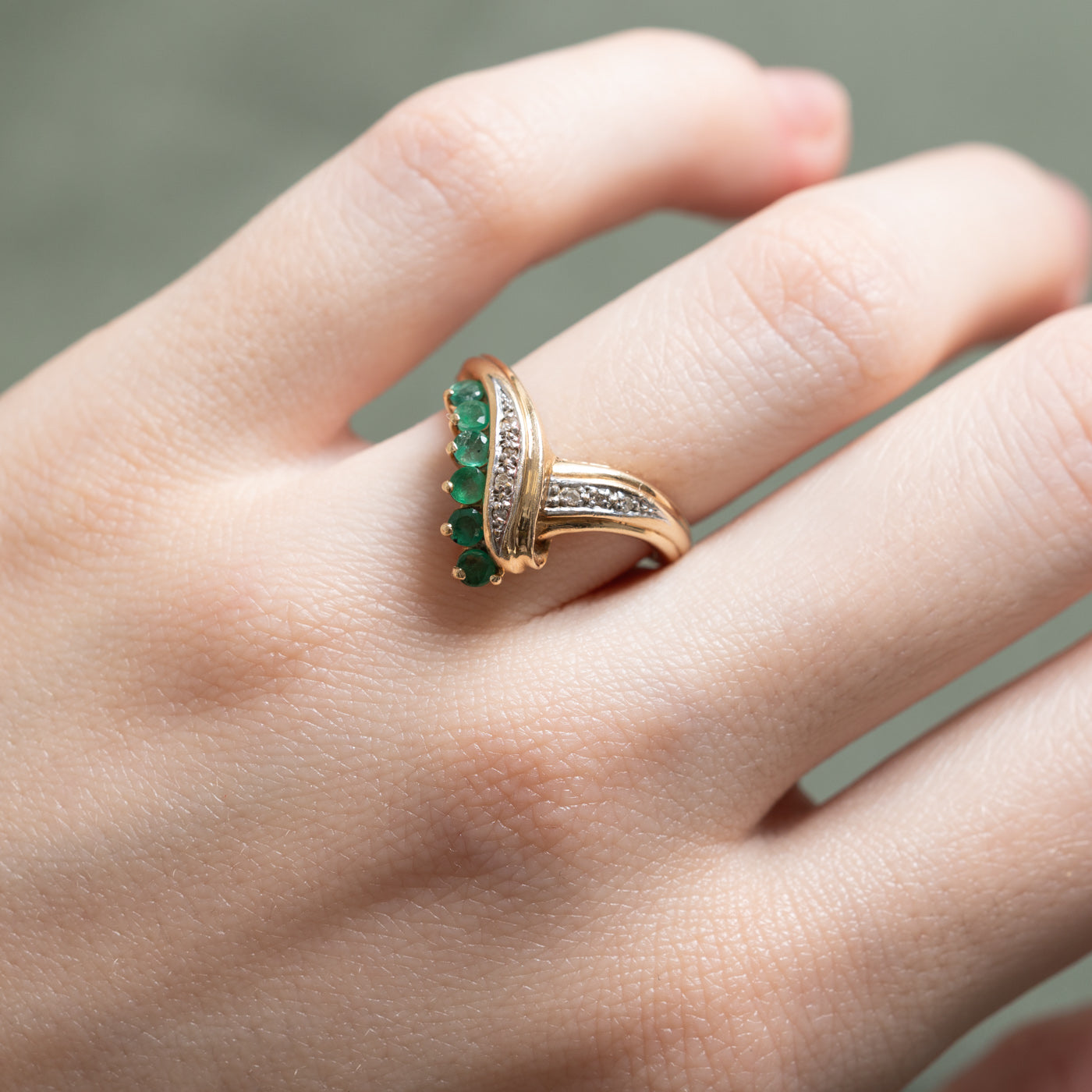 Emerald & Diamond Chevron Ring | 0.40ctw, 0.03ctw | SZ 6
