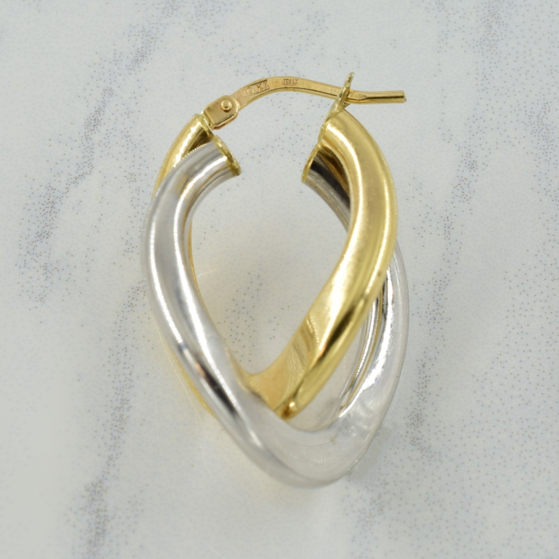 Boucles d'oreilles créoles bicolores en or 10 carats