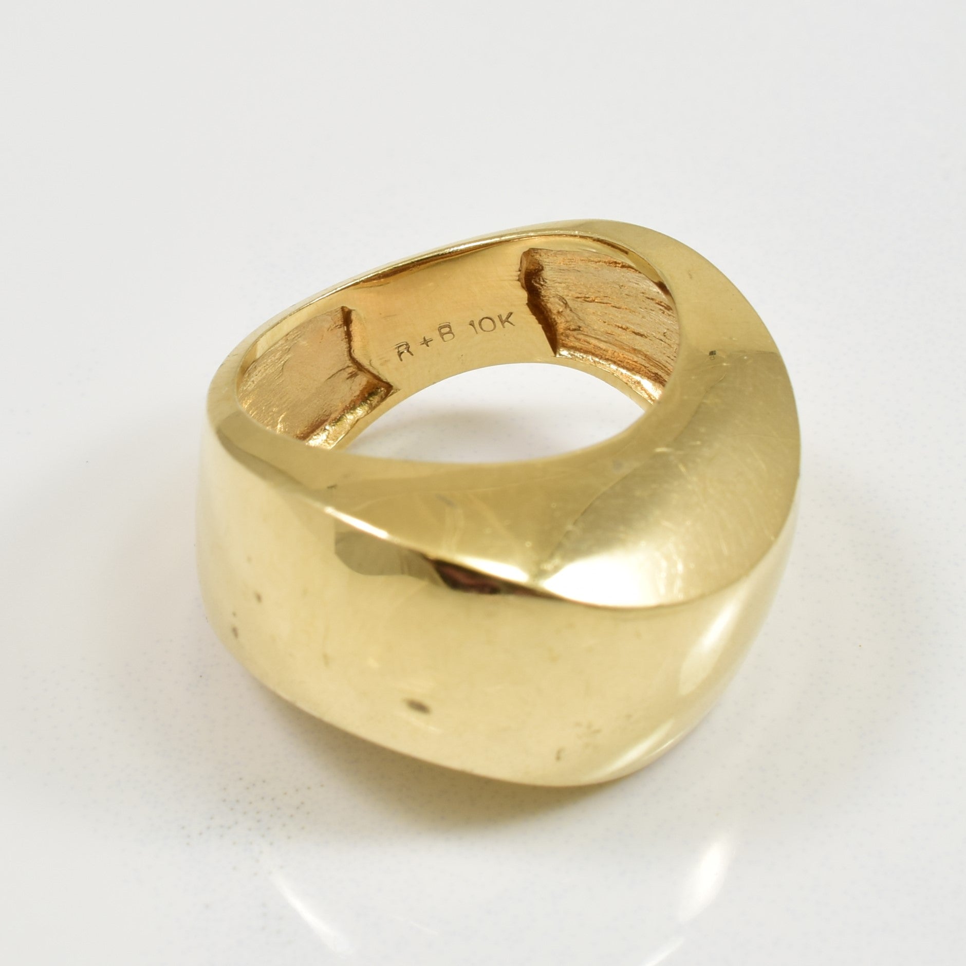 10k Yellow Gold Wave Ring | SZ 6 |