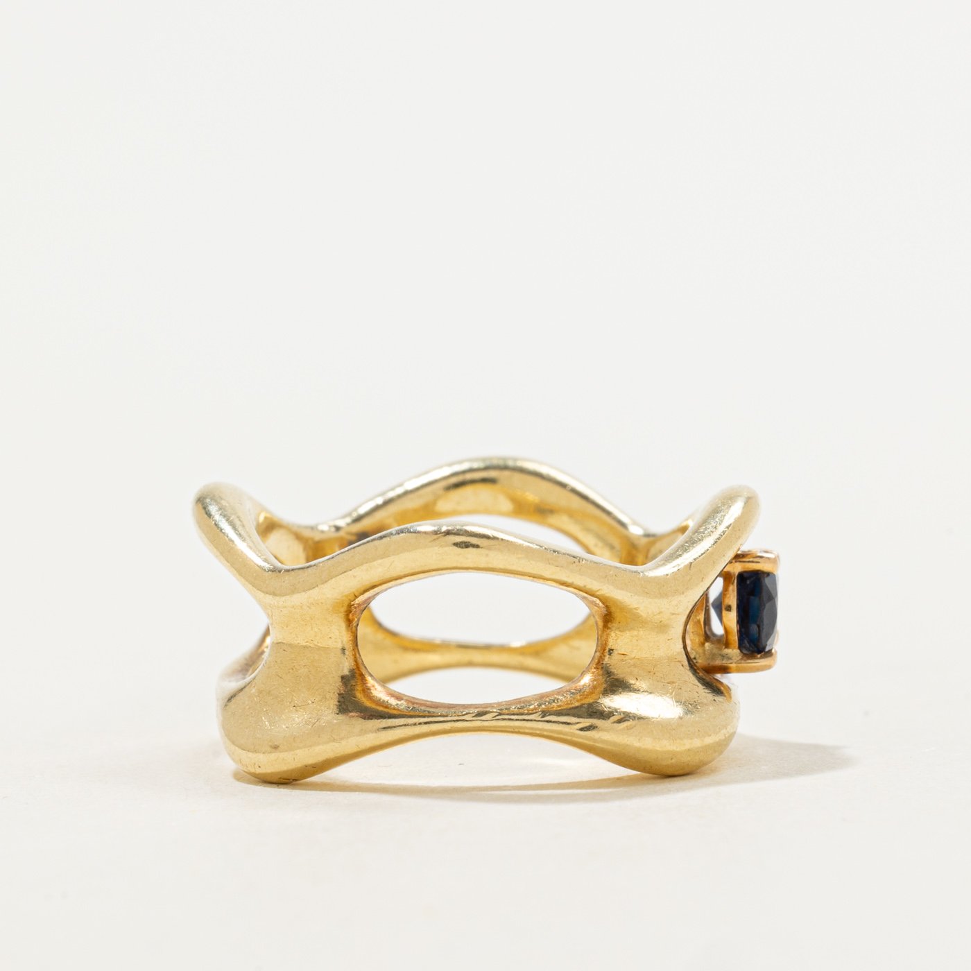 18K Ring with Sapphire