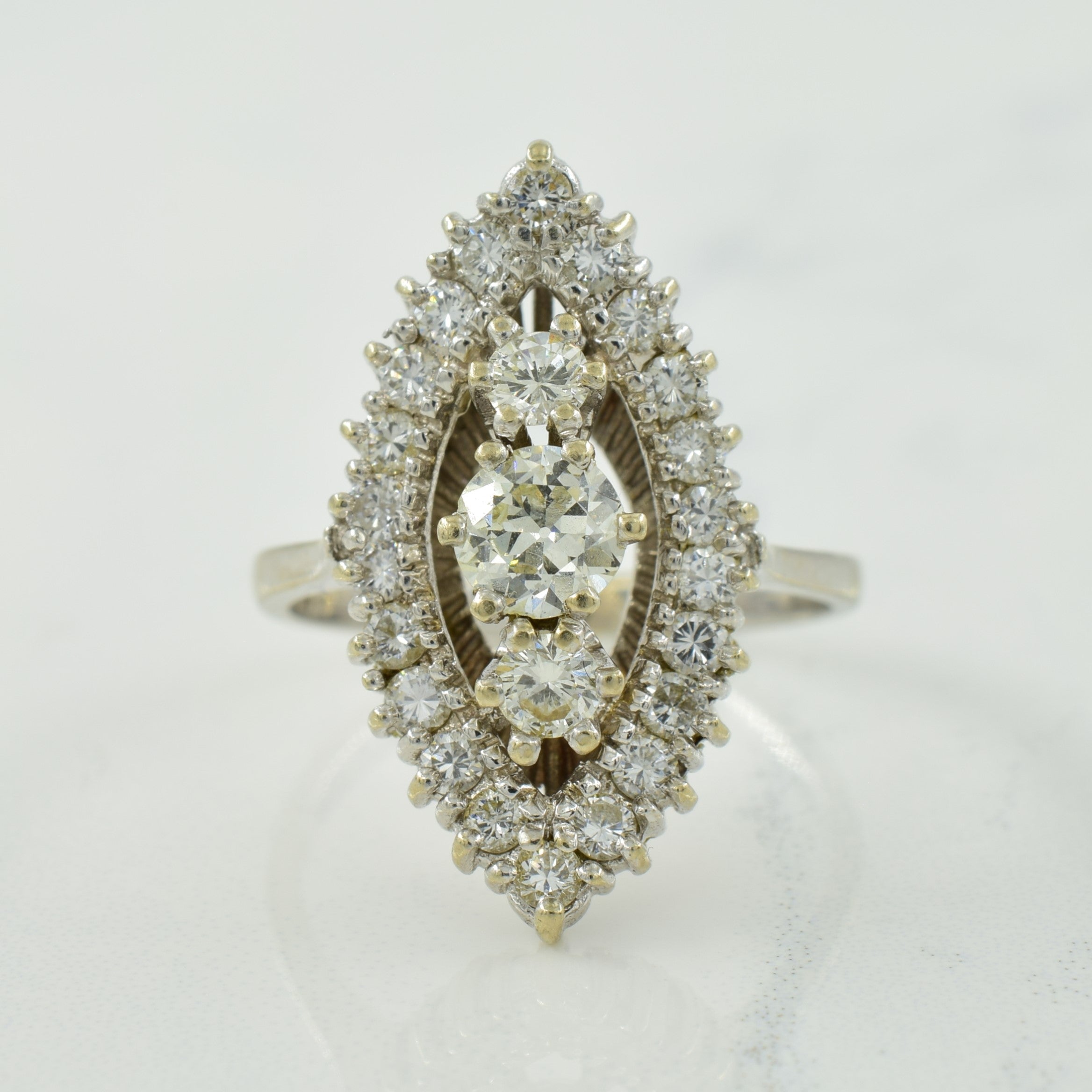 Bague en diamant taille marquise | 1,30 ct | Taille 7,5 |