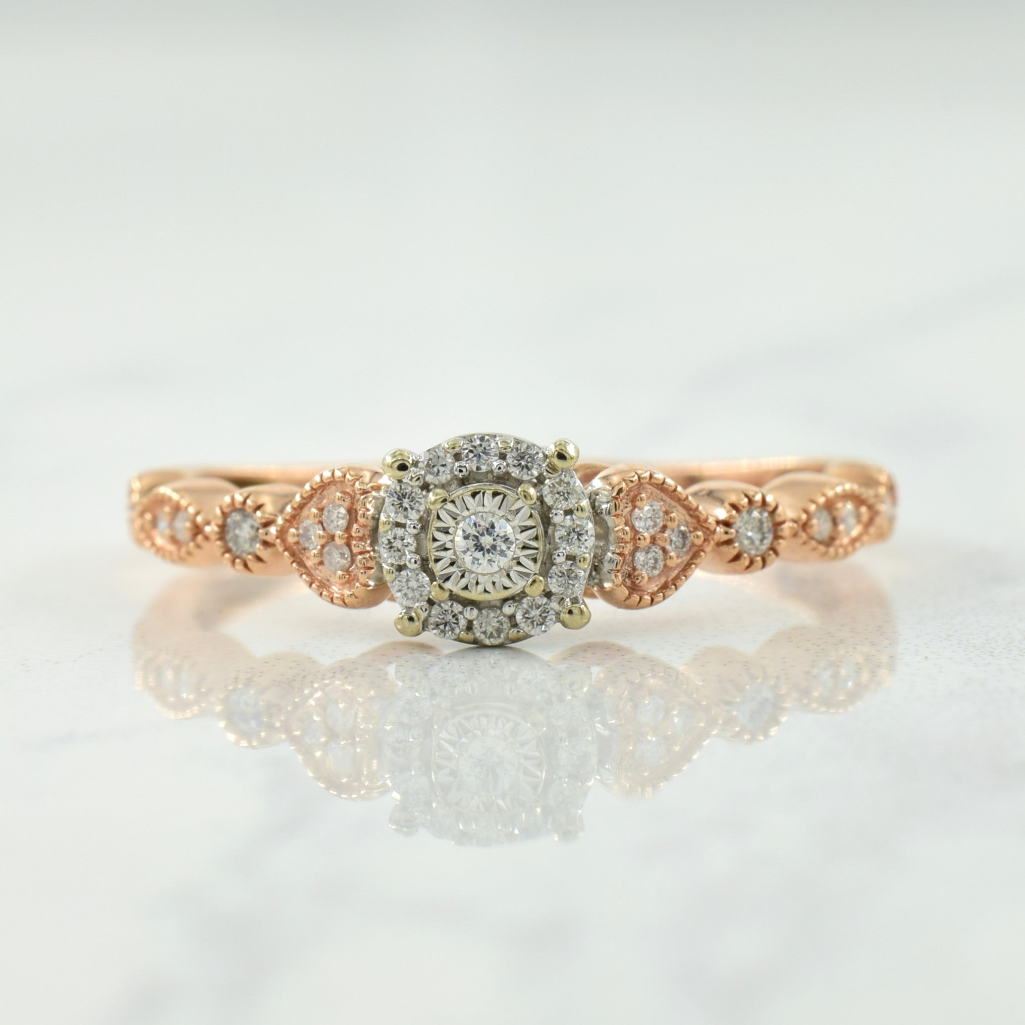 Bague en or rose et blanc sertie de diamants | 0,20 ct | Taille 8,75 |