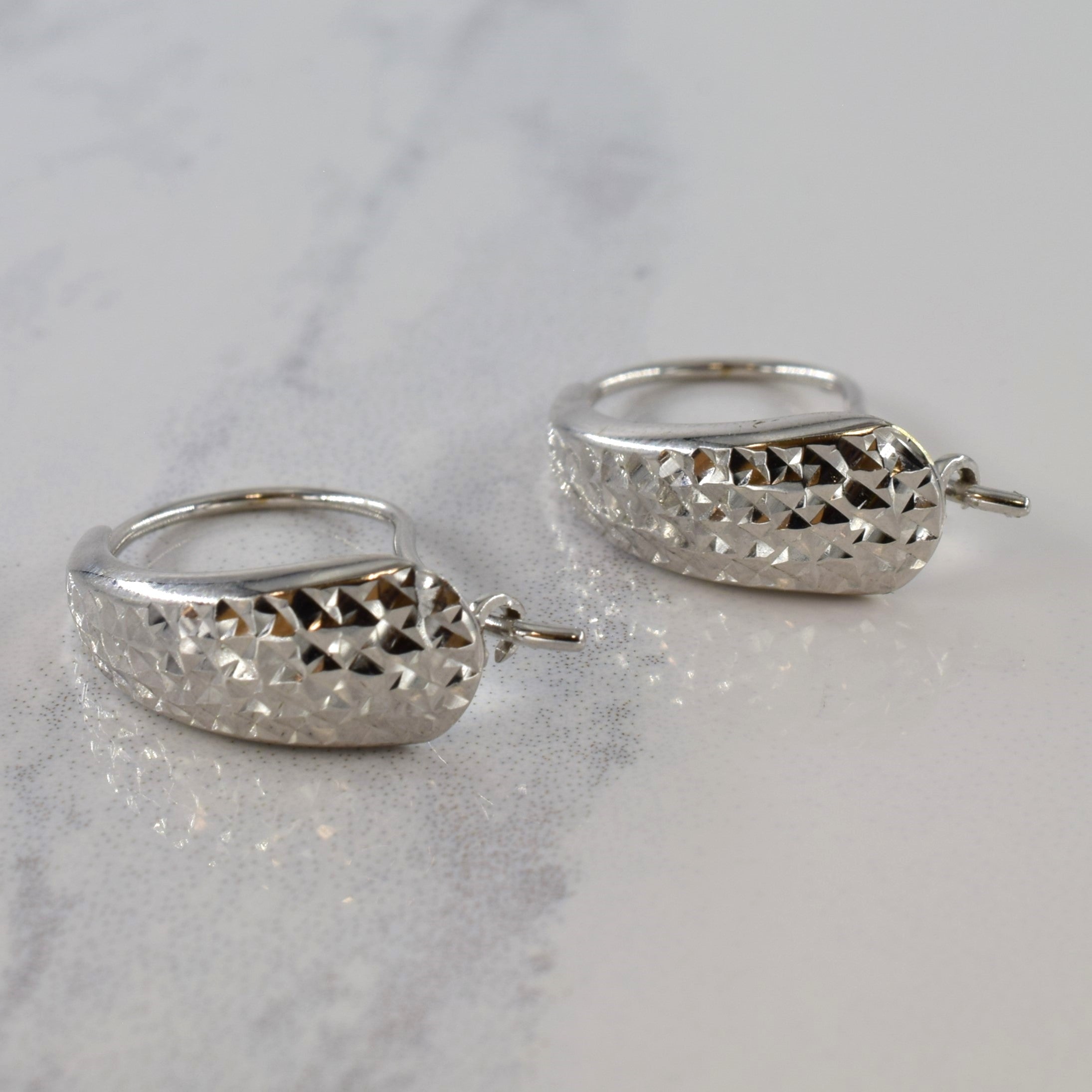 10k White Gold Hoop Earrings