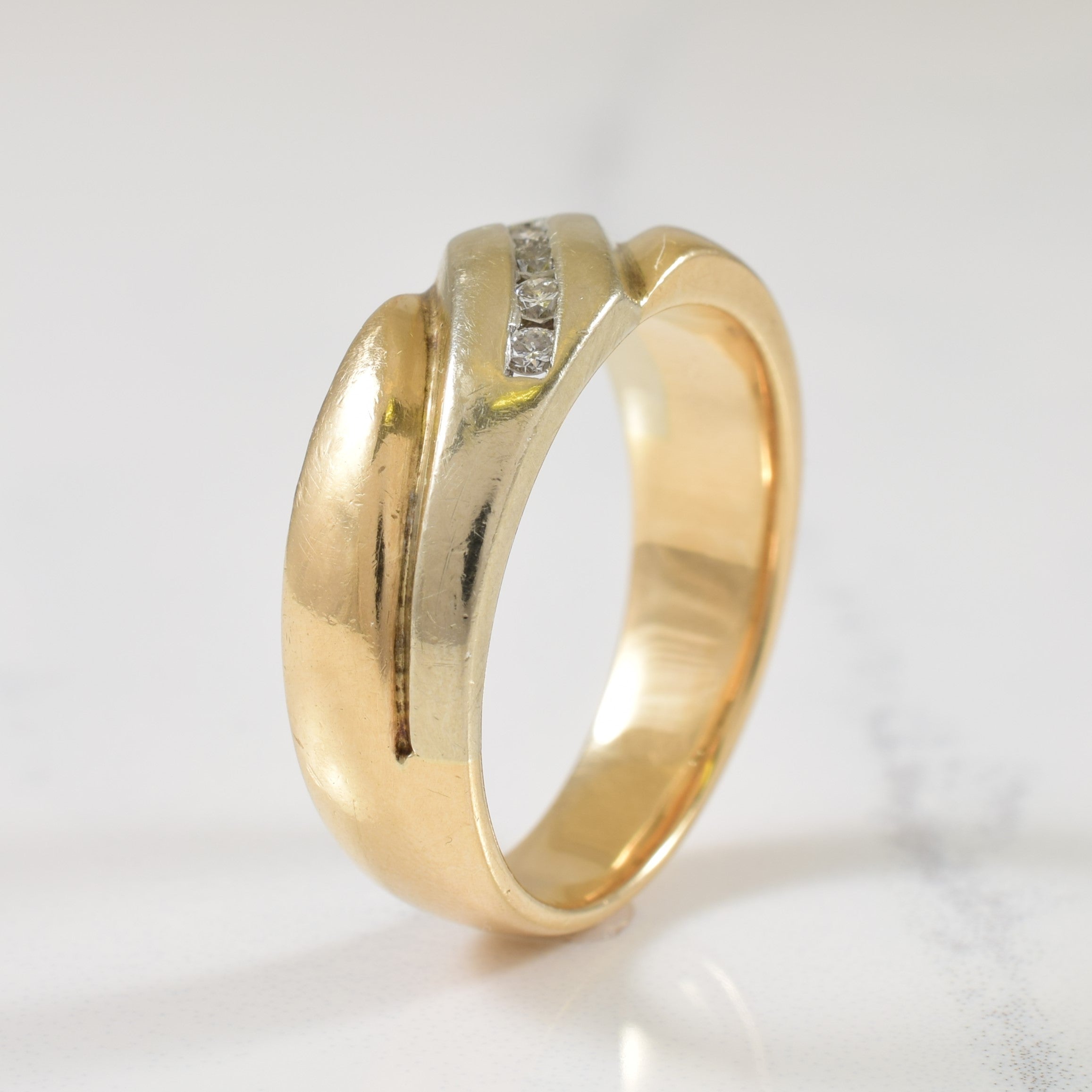 Channel Set Diamond Ring | 0.15ctw | SZ 10 |