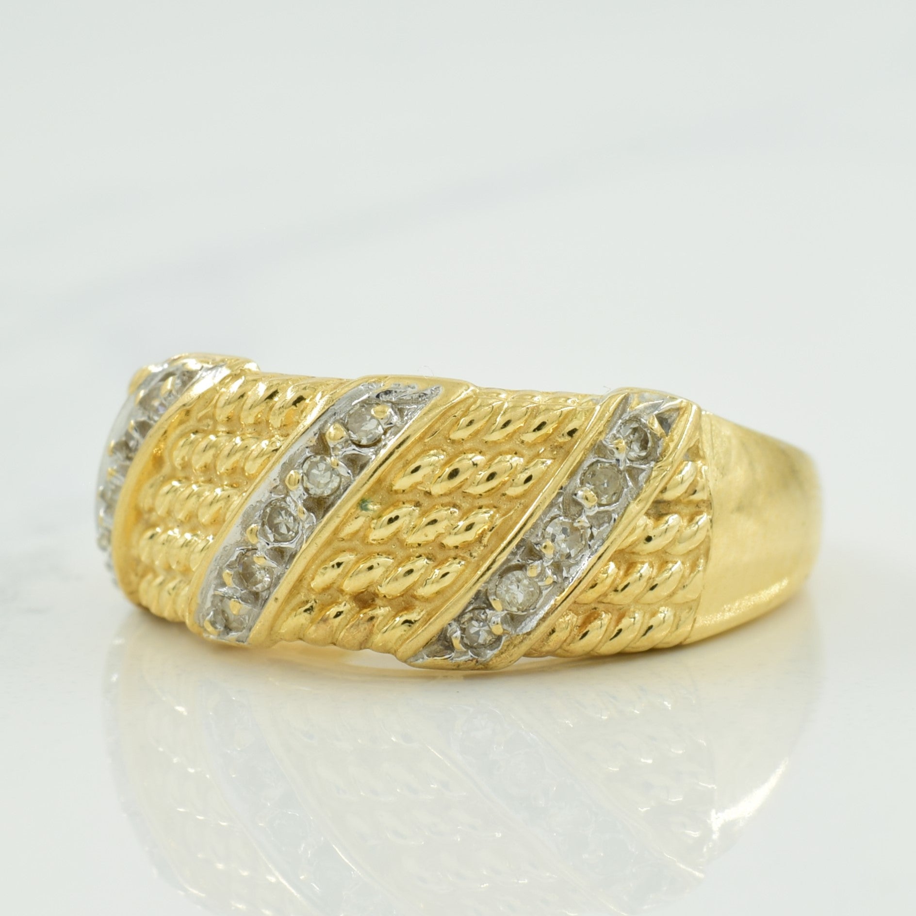 Pave Set Diamond Ring | 0.08ctw | SZ 7 |