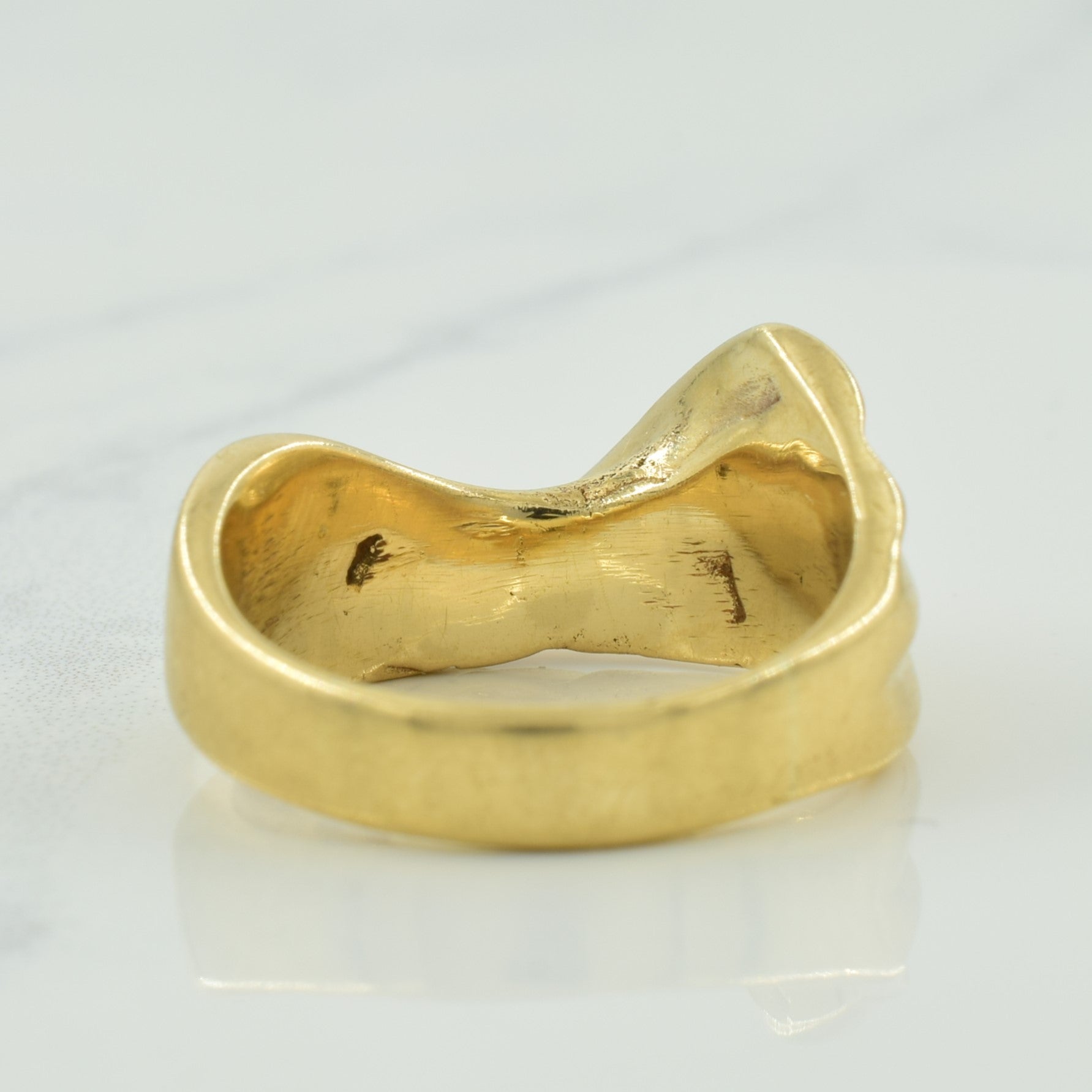 10k Yellow Gold Wave Ring | SZ 6.5 |