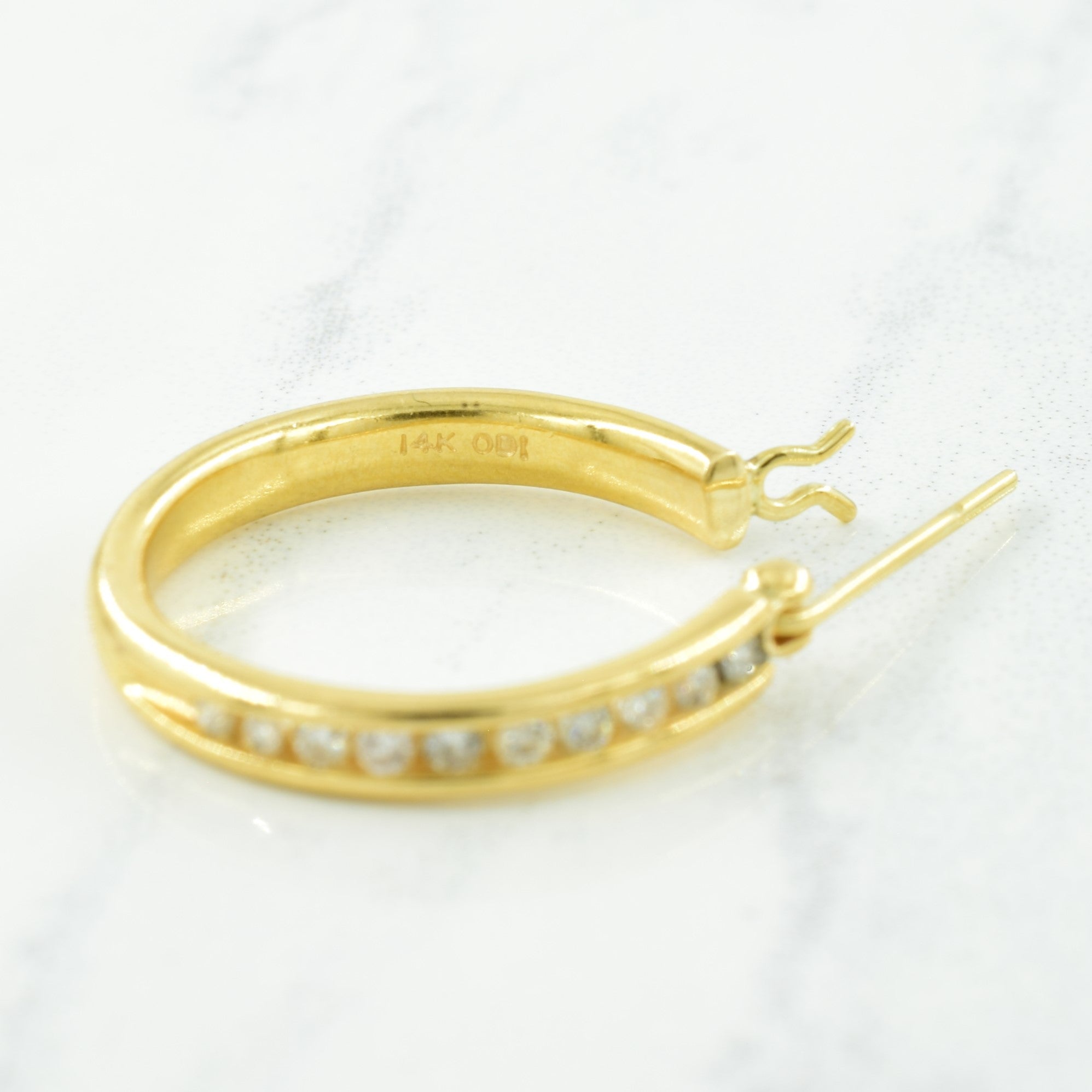 Diamond Hoop Earrings | 0.20ctw |
