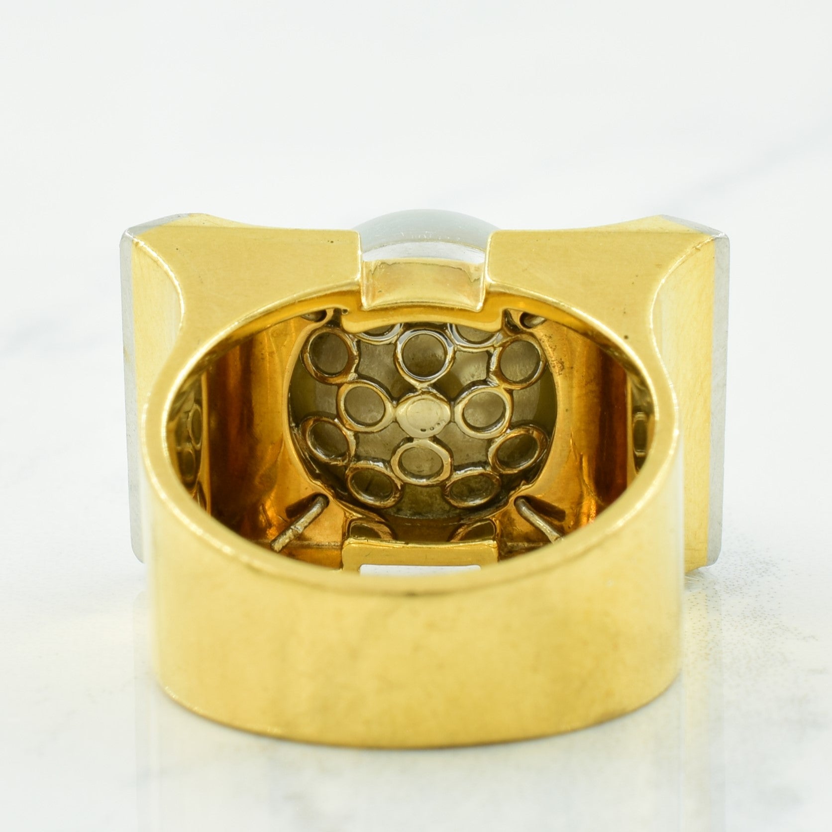 Mabé Pearl & Diamond Ring | 8.00ct, 0.40ctw | SZ 8.25 |