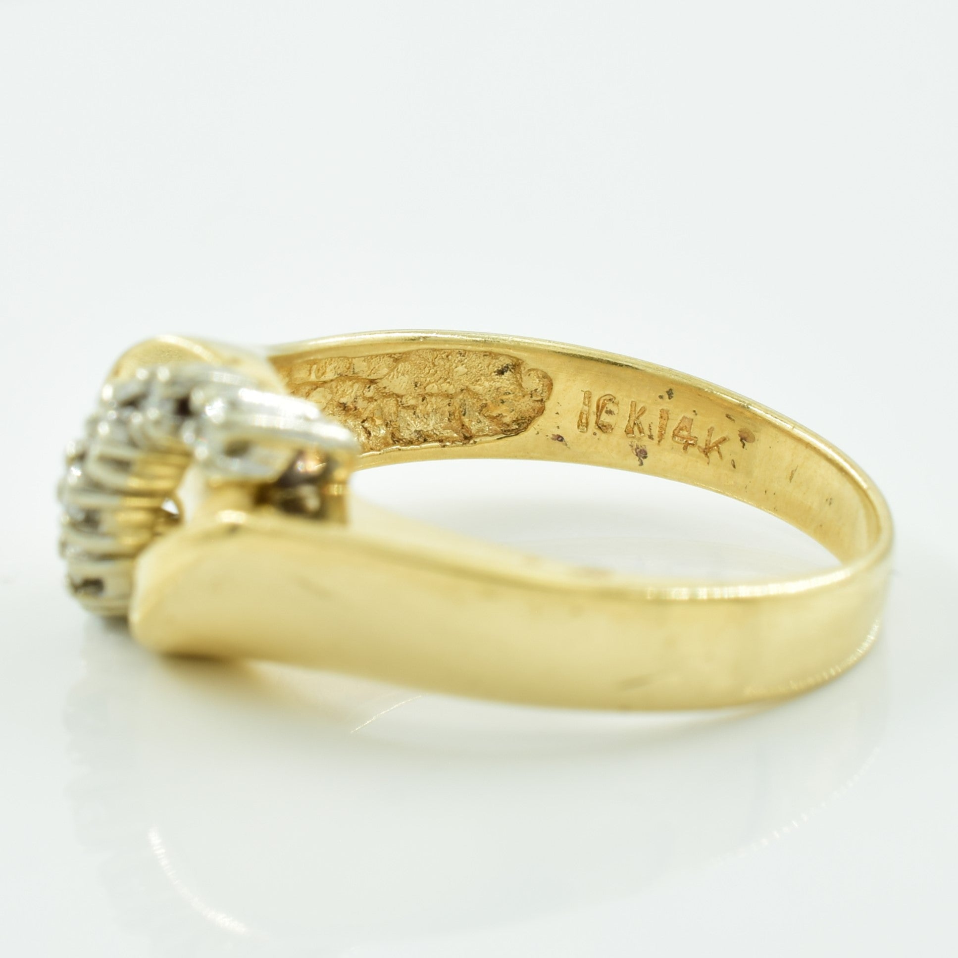 Diamond Wave Ring | 0.10ctw | SZ 6.75 |