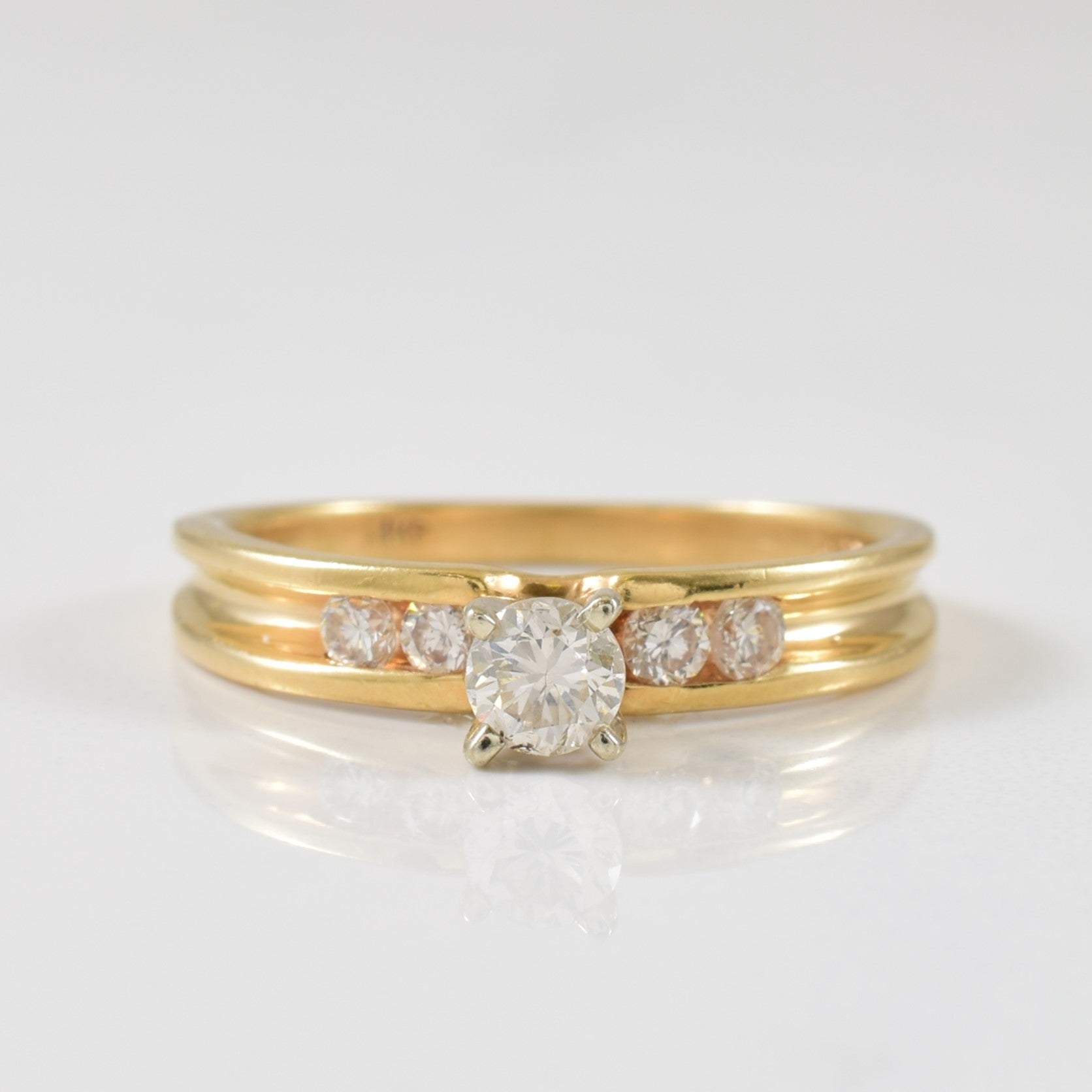 Solitaire Diamond & Channel Set Diamond Ring | 0.32ctw | SZ 5.5 |