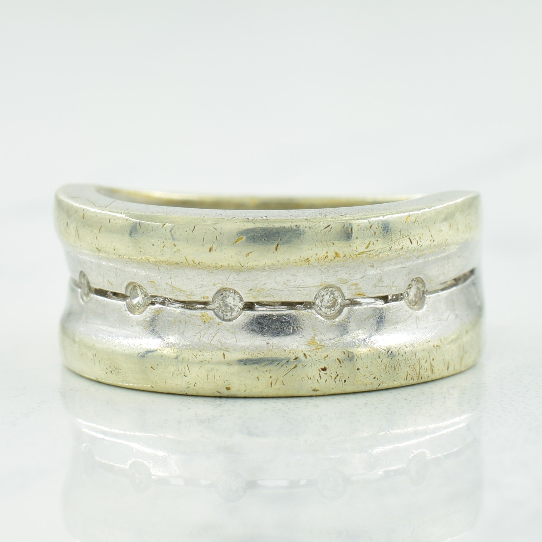 Flush Set Diamond Ring | 0.05ctw | SZ 6.75 |