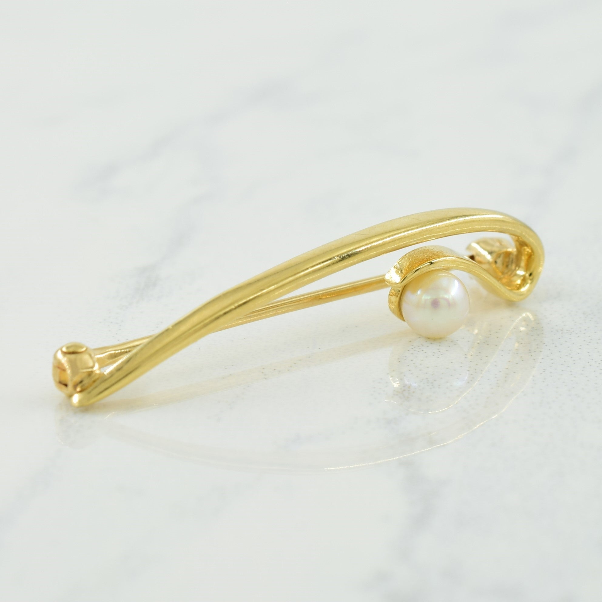Cultured Pearl Brooch | 0.38ct |