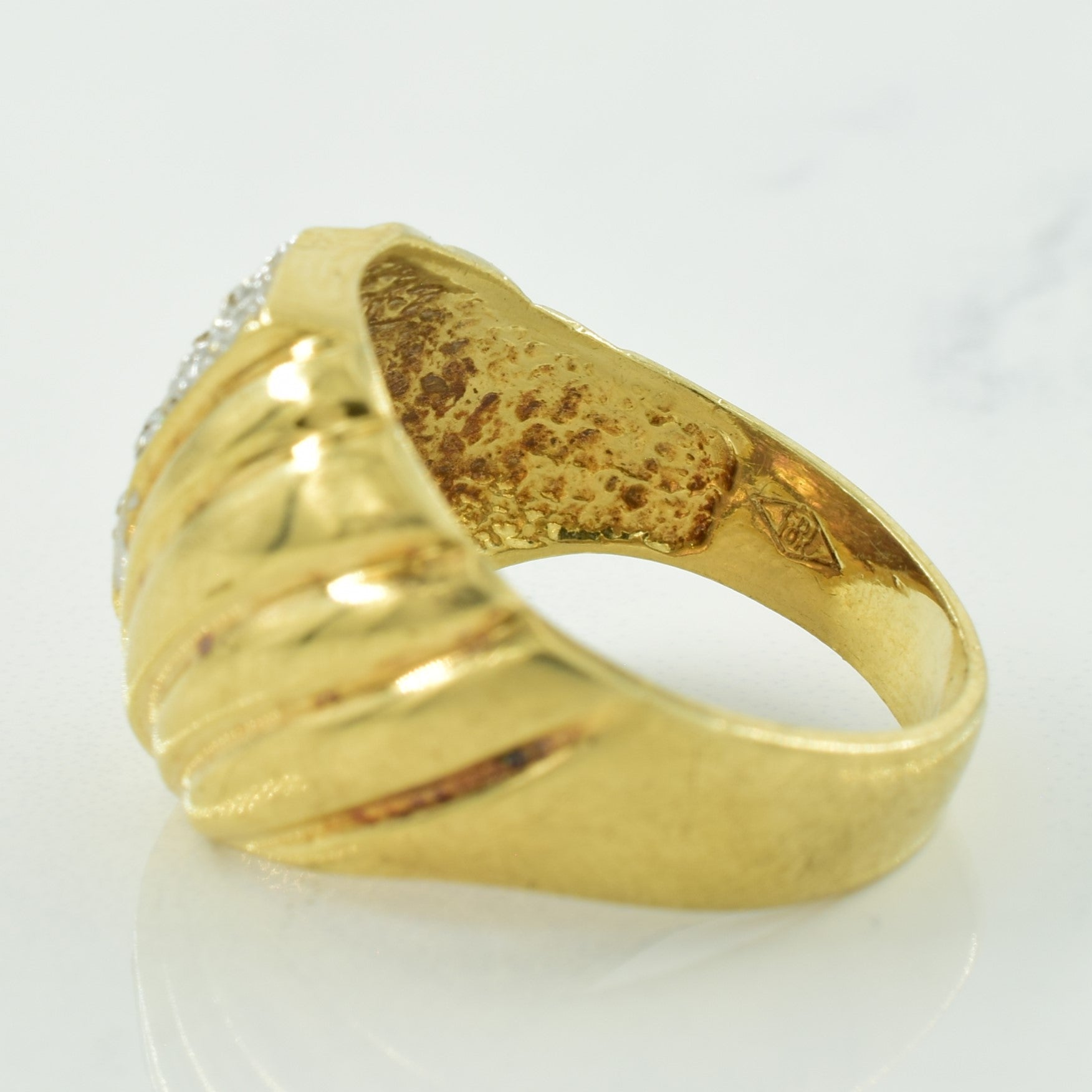 Inverted Triangle of Diamonds Ring | 0.04ctw | SZ 6 |