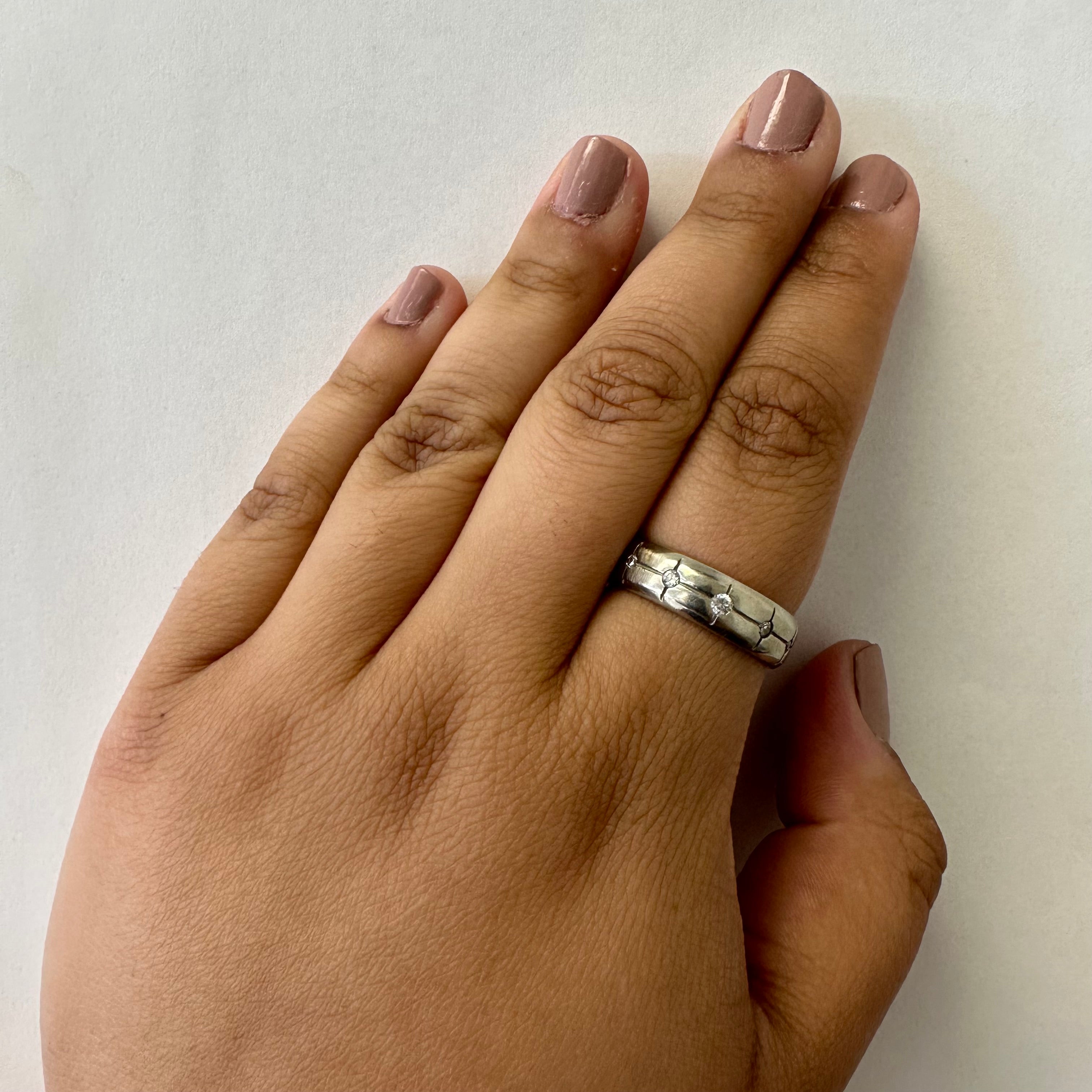 Five Stone Diamond Ring | 0.15ctw | SZ 10.5 |
