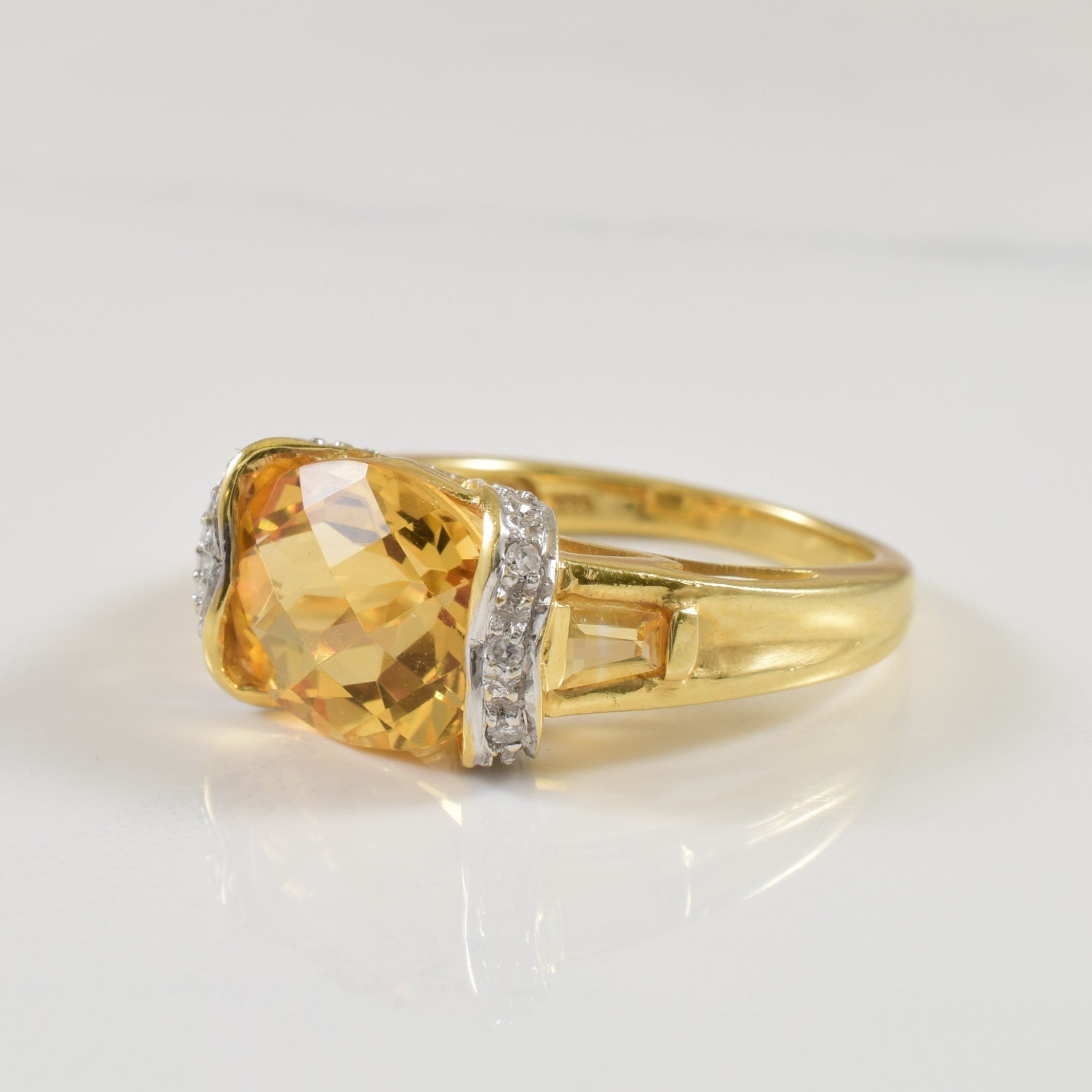 East West Oval Cut Citrine & Diamond Ring | 5.20ctw, 0.10ctw | SZ 6 |