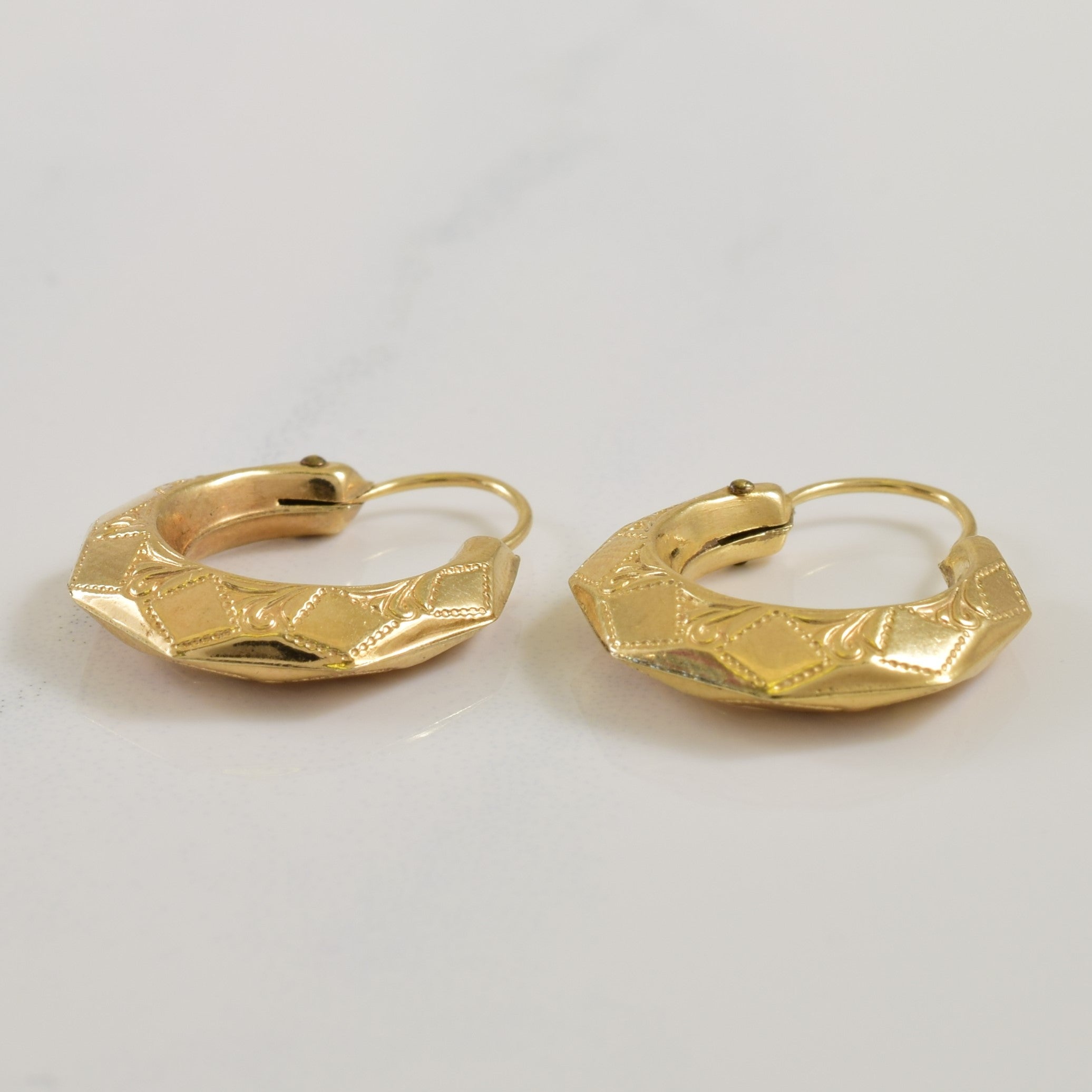 14k Yellow Gold Hoop Earrings |