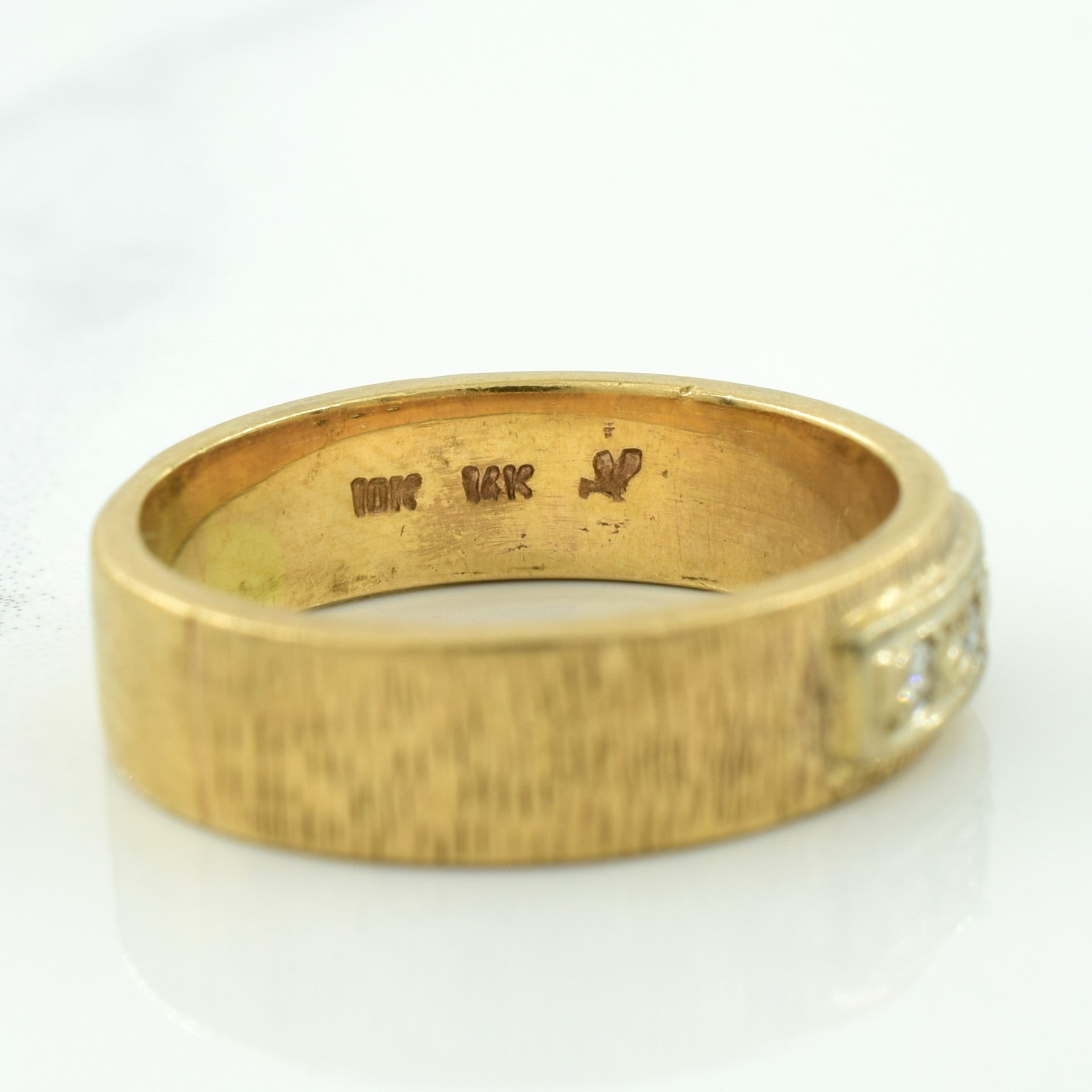 Three Stone Textured Diamond Band | 0.06ctw | SZ 6 |