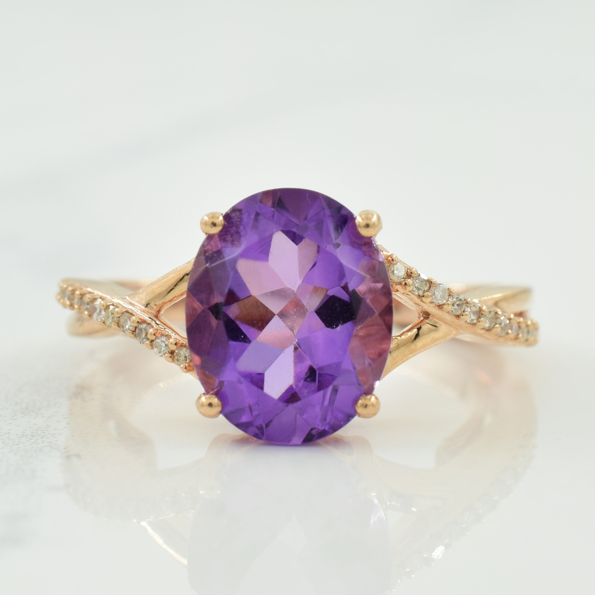 Amethyst & Diamond Ring | 2.50ct, 0.08ctw | SZ 5.5 |