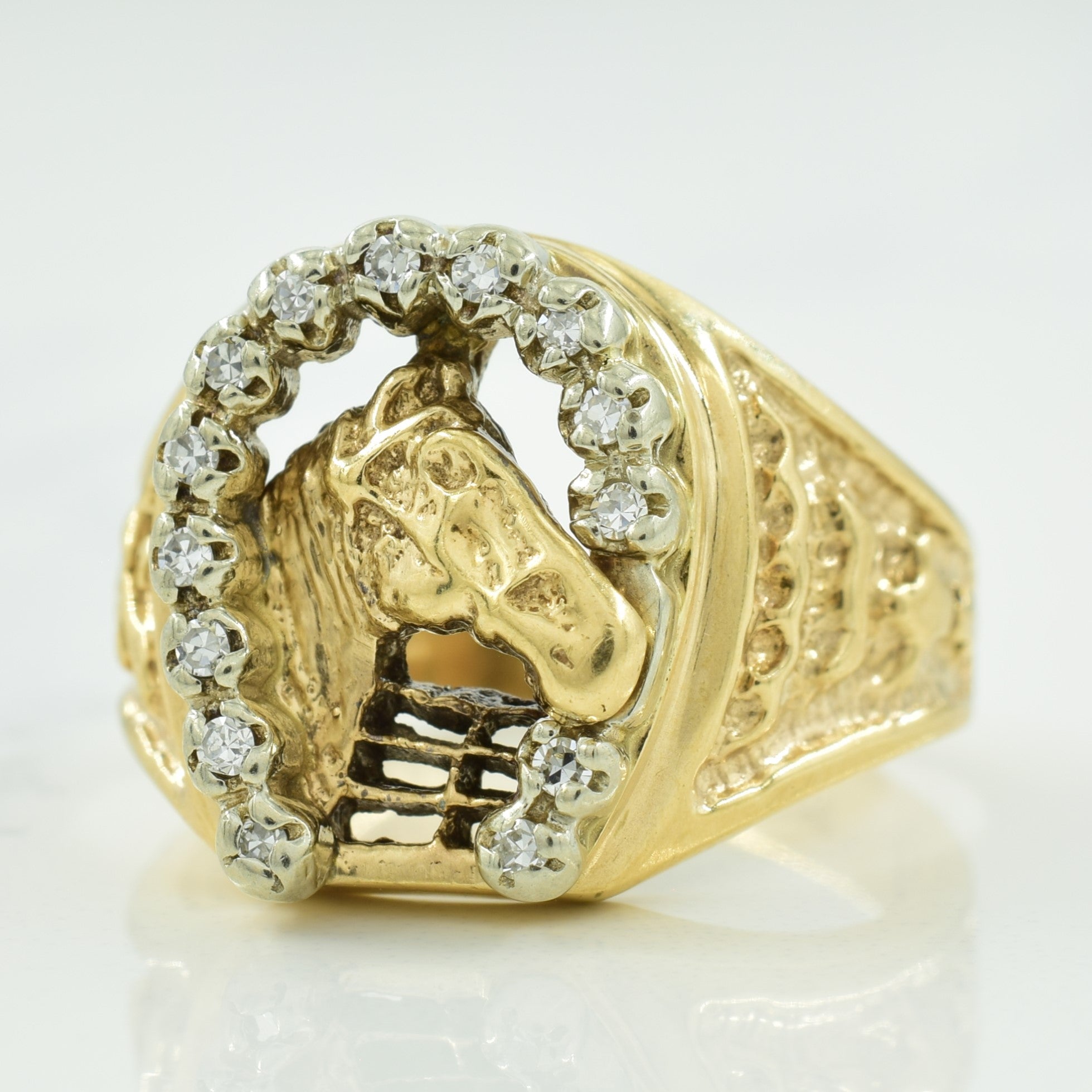 Diamond Horseshoe Ring | 0.08ctw | SZ 8.75 |