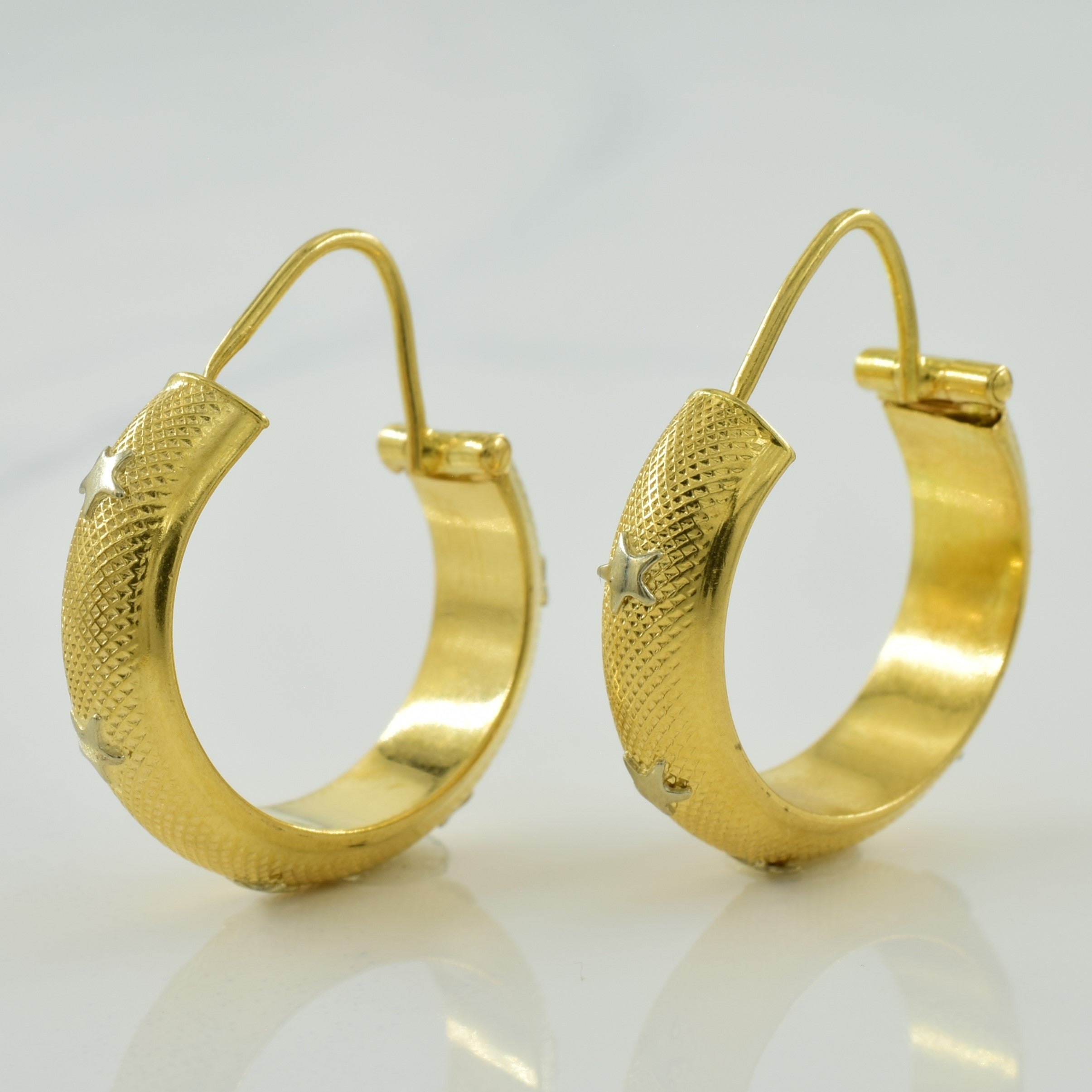18k Yellow Gold Hoop Earrings |