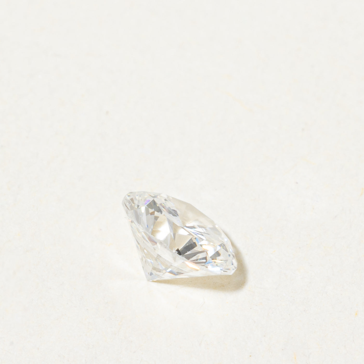 Diamant rond brillant certifié GIA | 0,61 ct VS2 F |