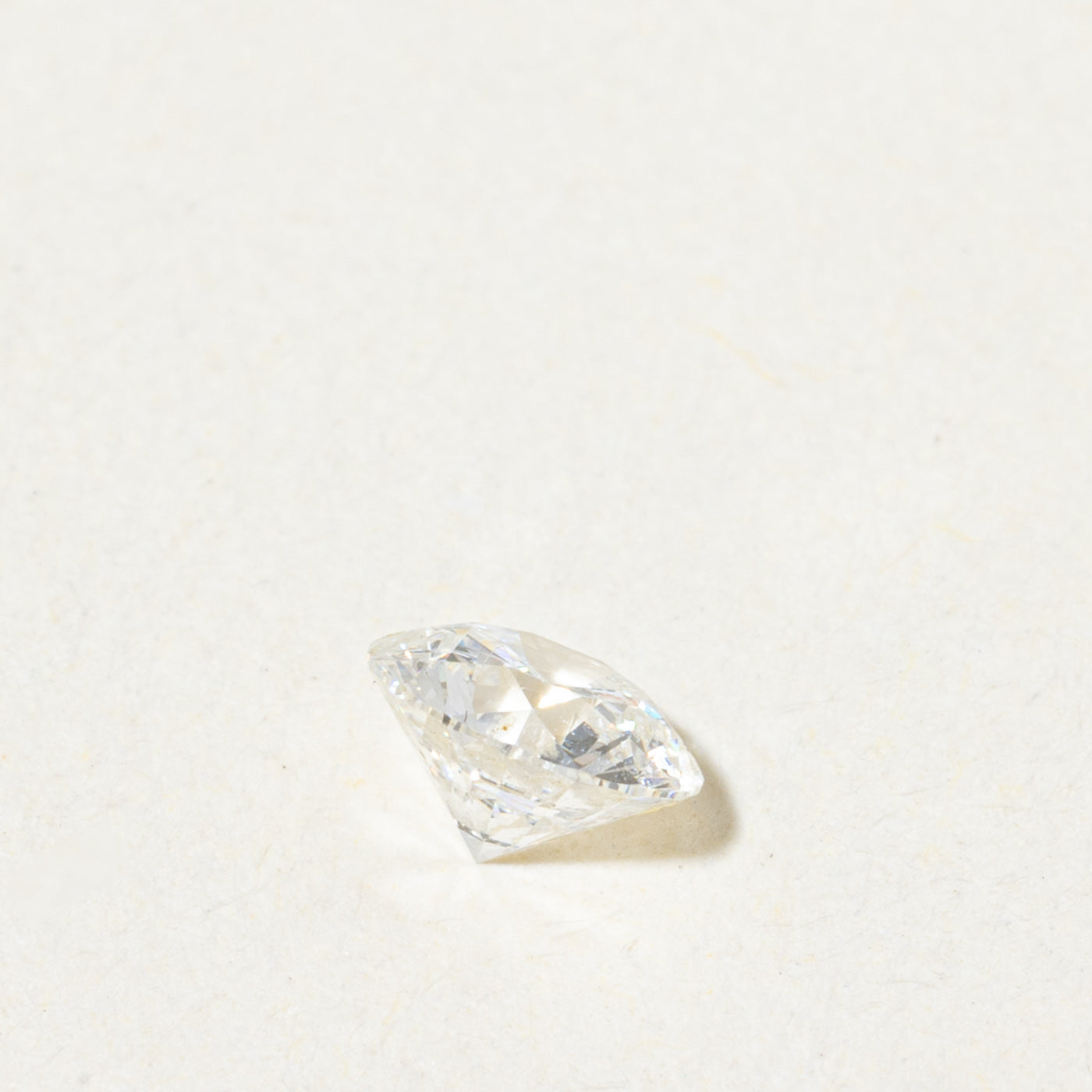 Diamant rond brillant certifié GIA | 0,46 ct SI2 F |