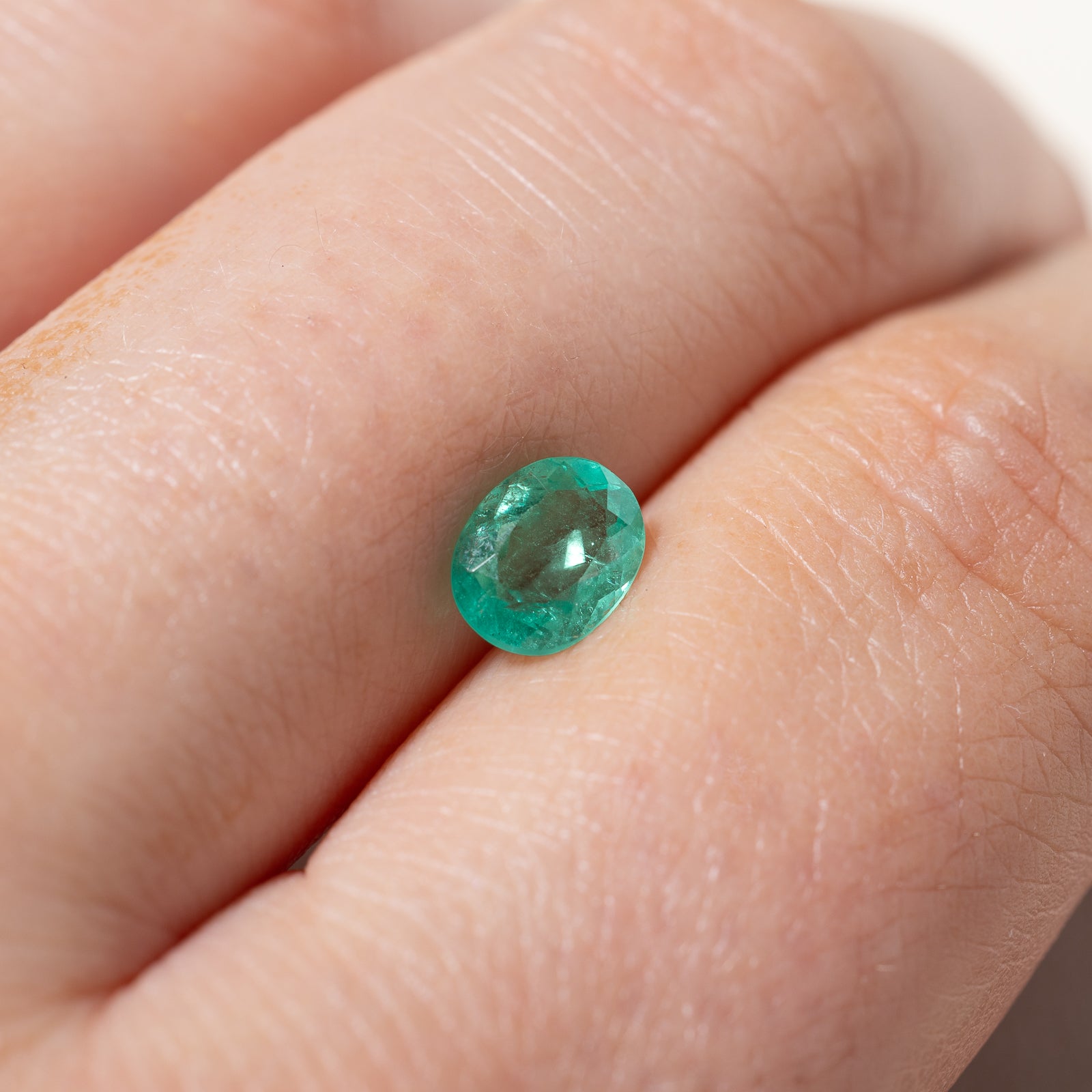Oval Cut Loose Emerald | 0.80ct |