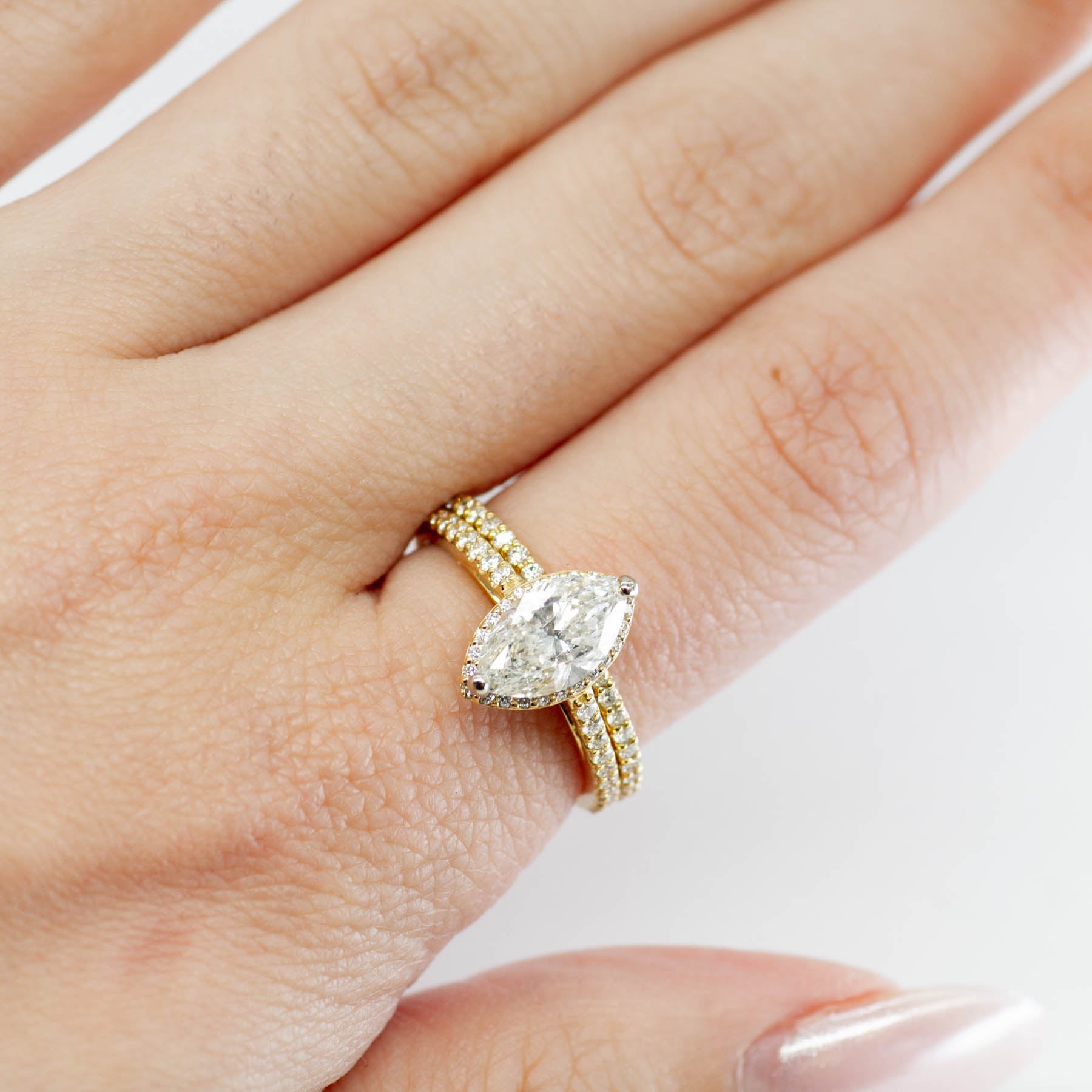 '100 Ways' Marquise Diamond Engagement Ring and Matching Band in 18k | 1.87ctw | SZ 6.5 | - 100 Ways