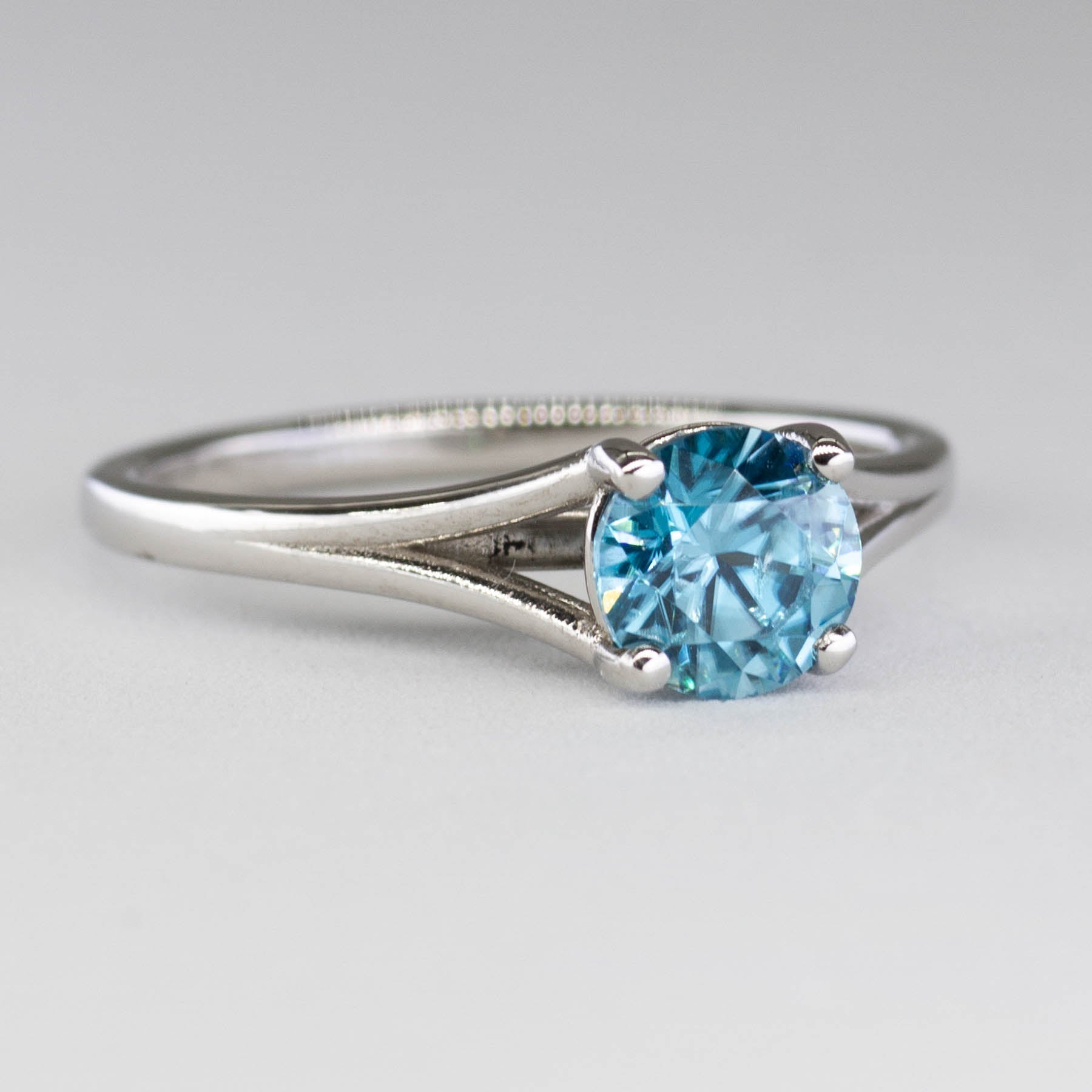 '100 Ways' Split Shank Platinum Blue Zircon Ring | 1.75ct | SZ 6.5 | - 100 Ways
