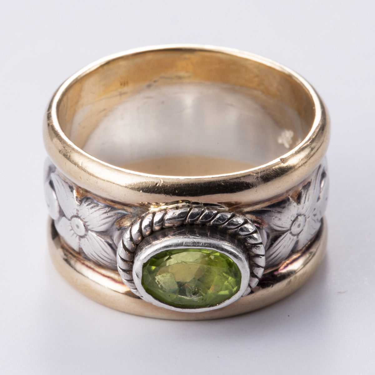 14k Yellow Gold and Silver Peridot Ring | 0.85ct | Sz 6.75