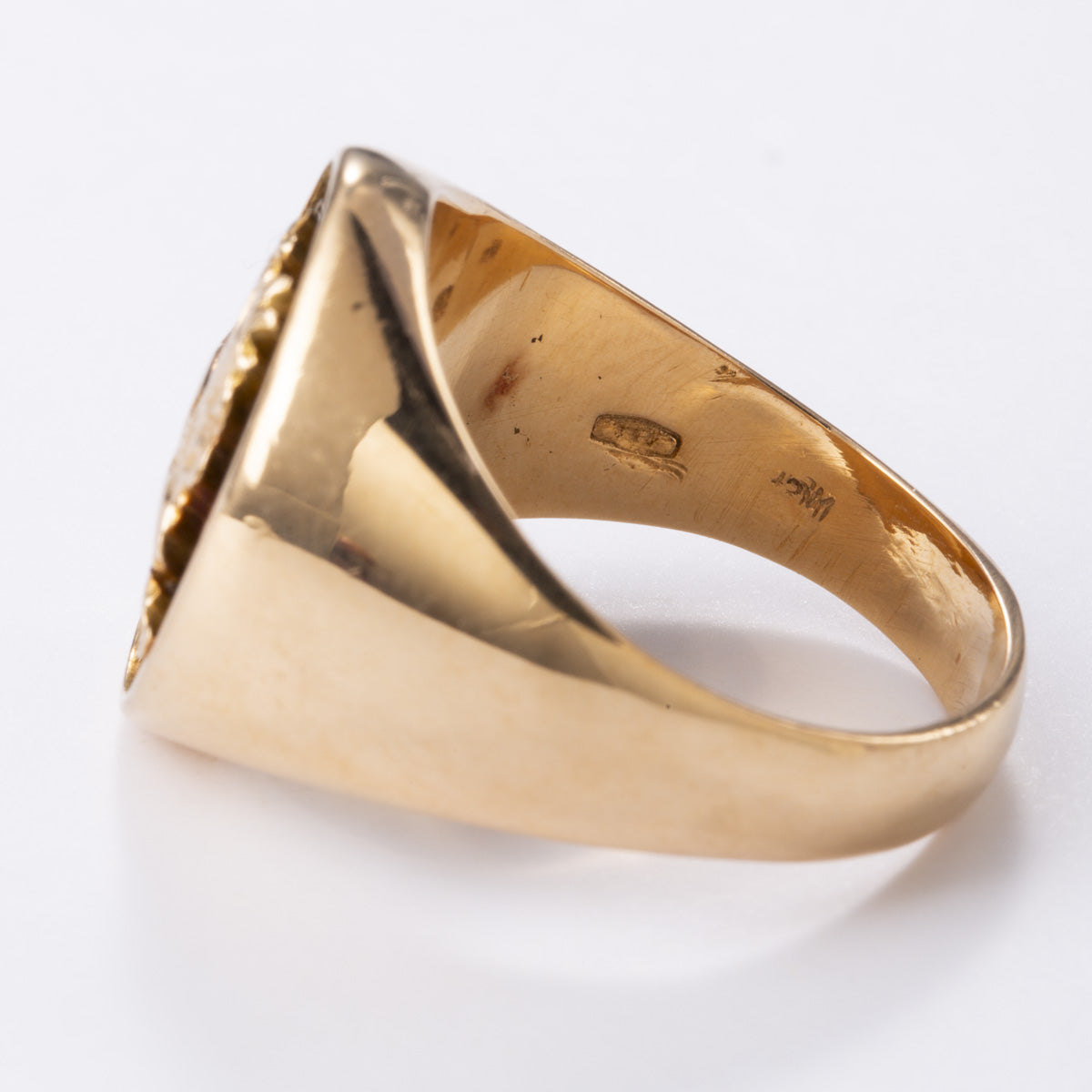 18k Yellow Gold Ring | Sz 8.25