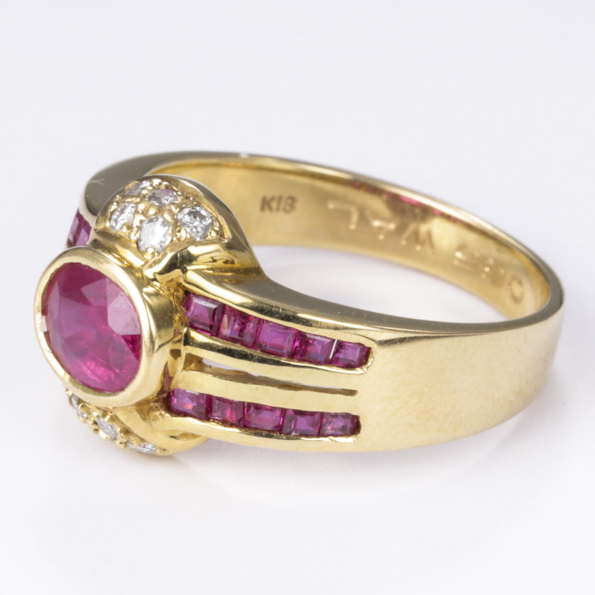 18k Yellow Gold Ruby and Diamond Ring| 1.45ctw, 0.12ctw | SZ 6.75