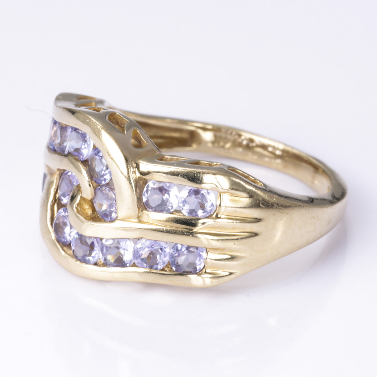 Bague en or jaune 14 carats avec tanzanite à motif tourbillonnant | 1,05 ct | Taille 6