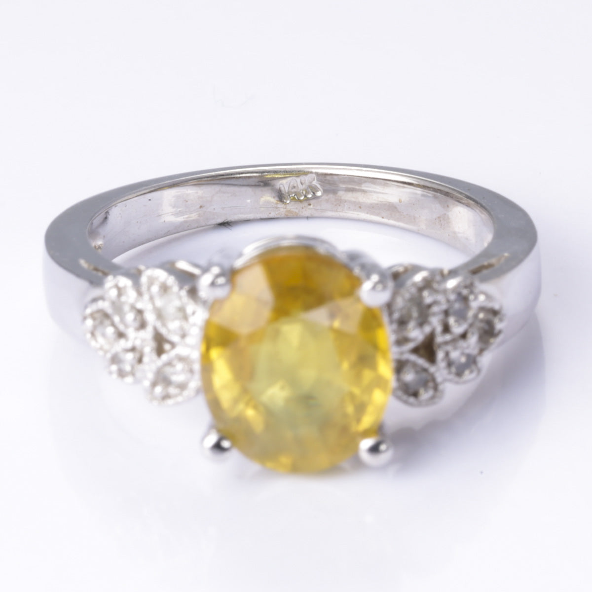 14k White Gold Yellow Sapphire and Diamond Ring | 2.90ct, 0.15ctw | Size 6.25
