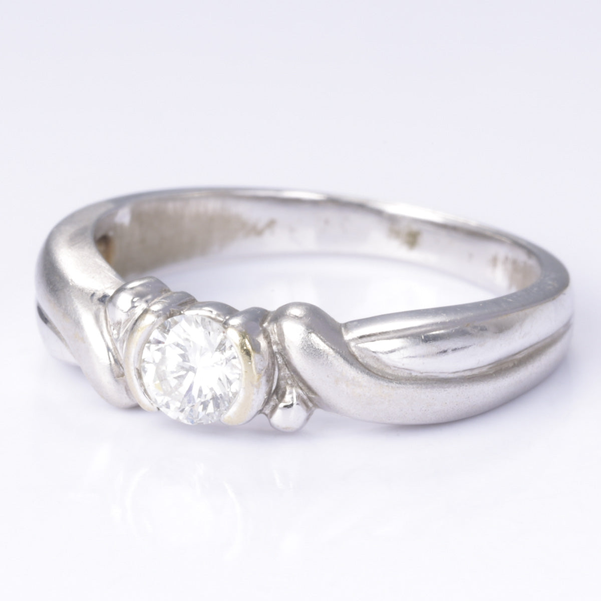 18k Diamond Soliatire Ring | 0.27ct | SZ 7