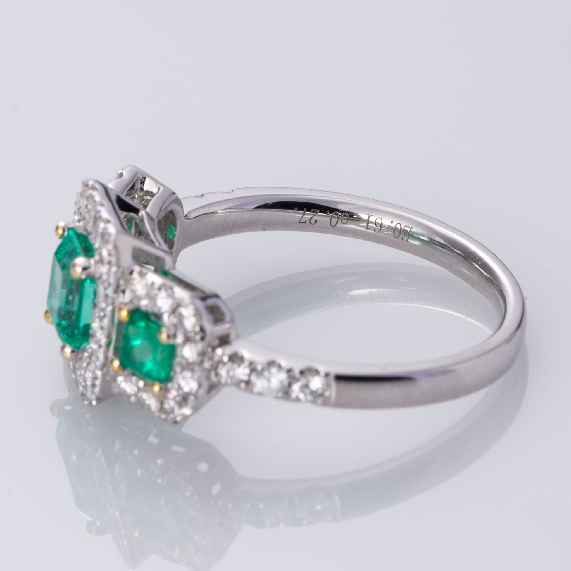 Bague émeraude et diamant 18 carats | 0,88 ct, 0,50 ct | Taille 6,5 |