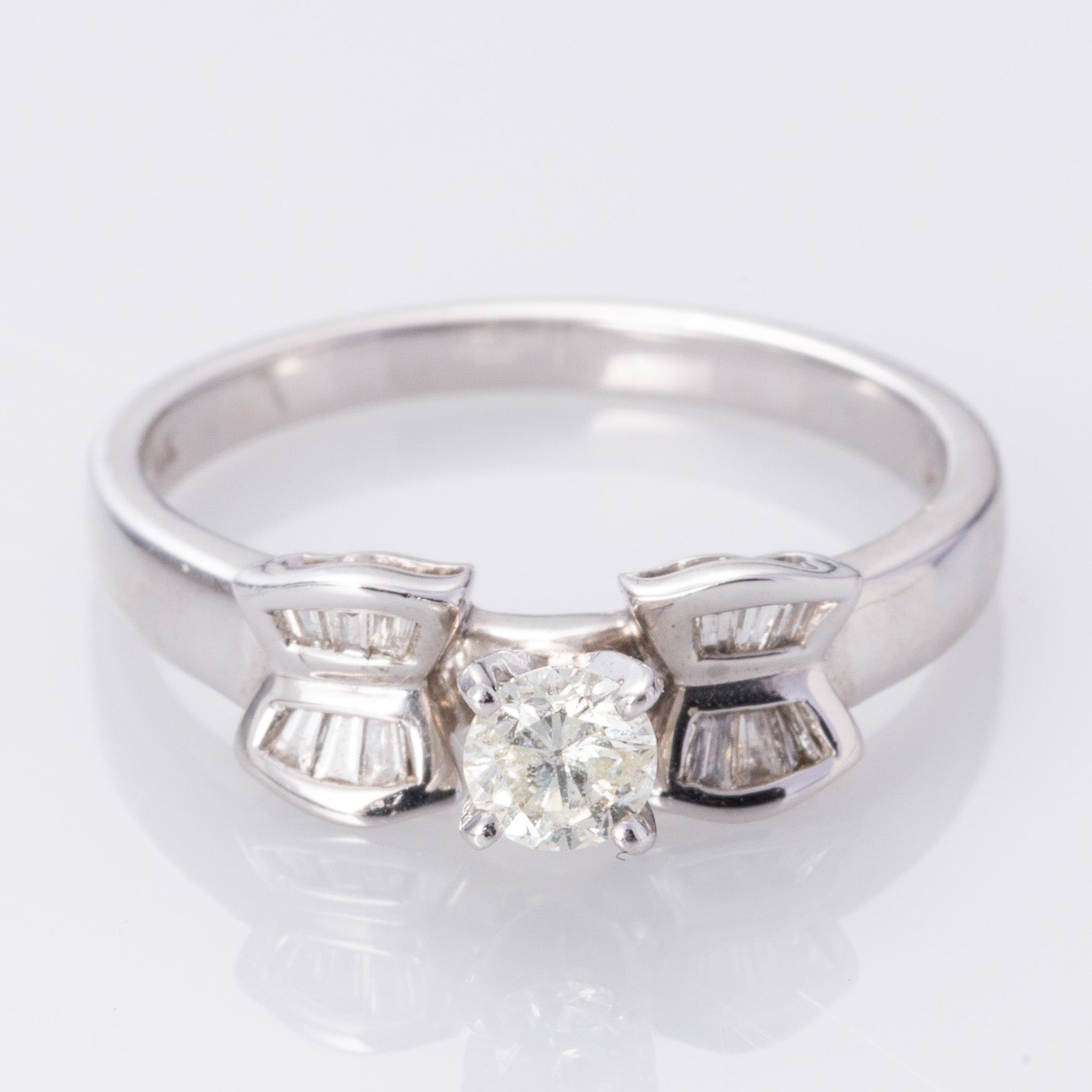 14K White Gold Diamond Engagement Ring | 0.27ctw, 0.12ctw | SZ 7.25 |