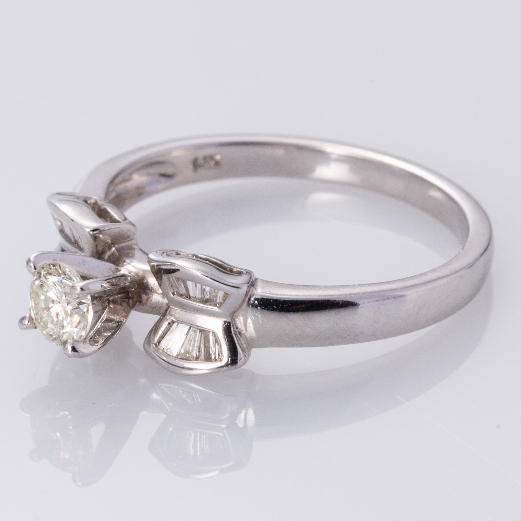 14K White Gold Diamond Engagement Ring | 0.27ctw, 0.12ctw | SZ 7.25 |