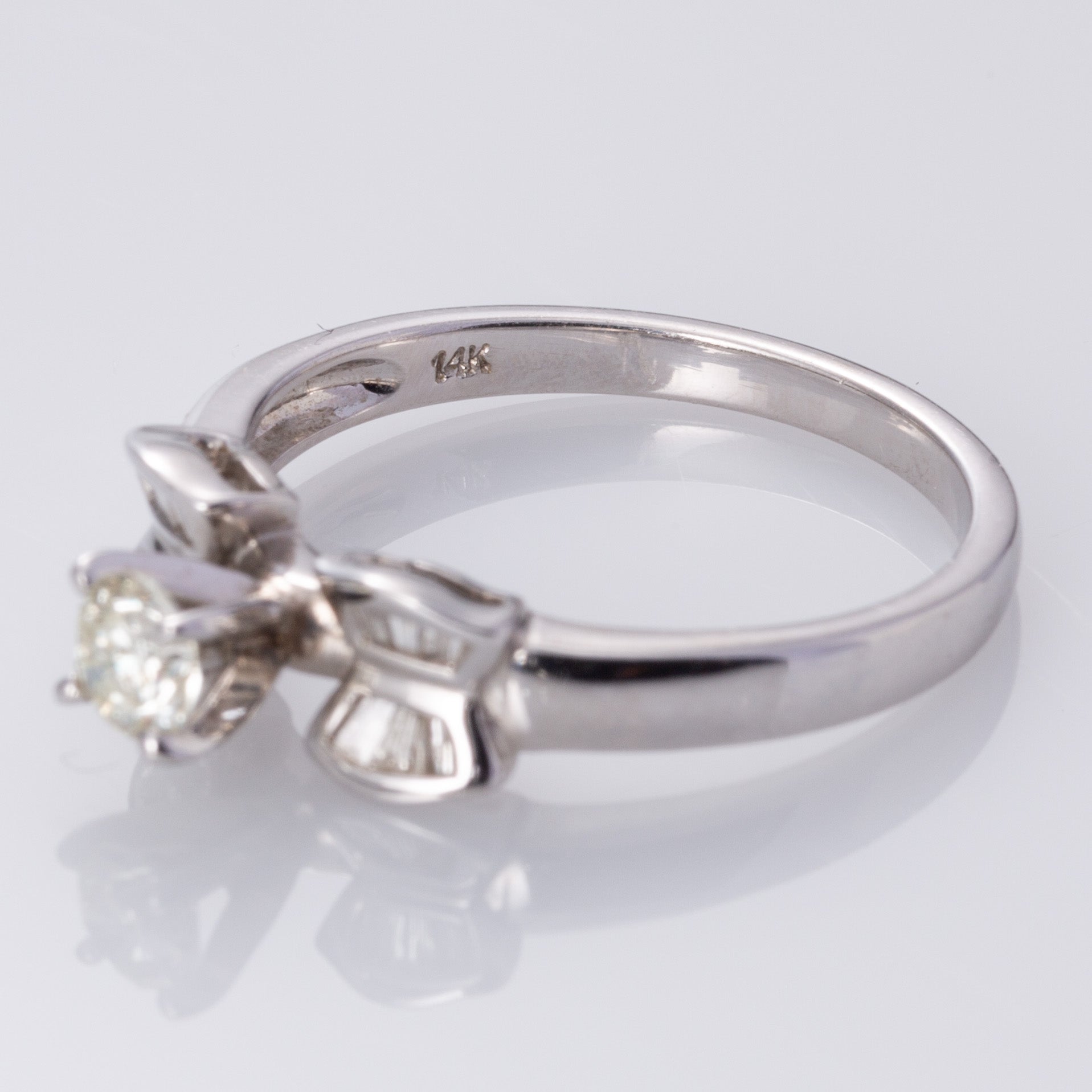 14K White Gold Diamond Engagement Ring | 0.27ctw, 0.12ctw | SZ 7.25 |