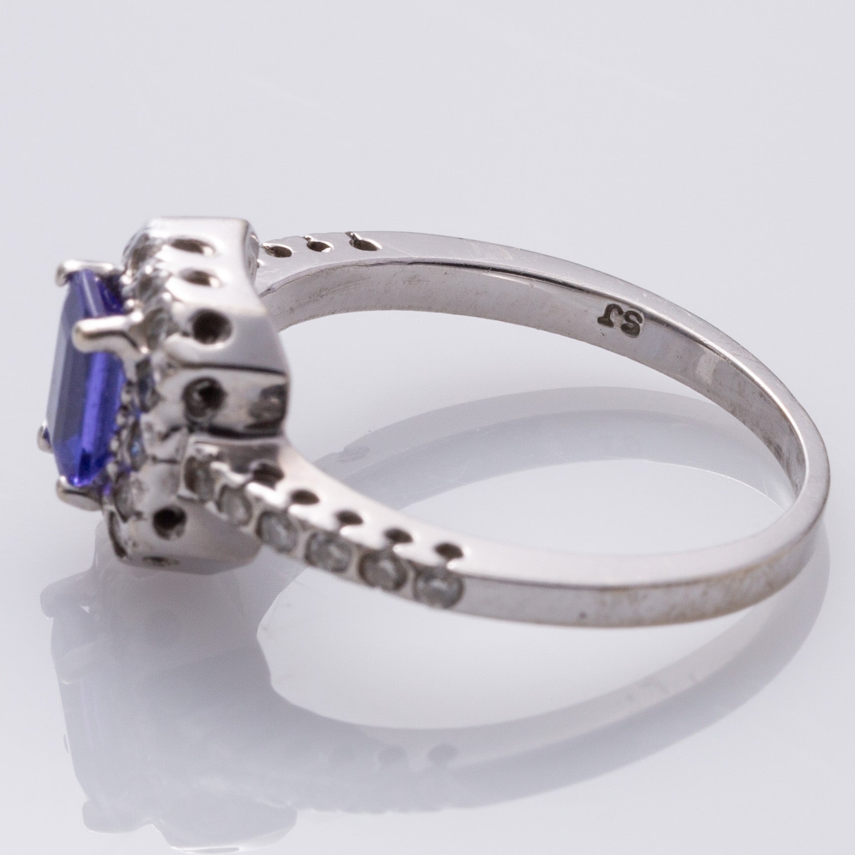 14K White Gold Tanzanite and Diamond Ring | 0.66ct, 0.33ctw | SZ 6 |