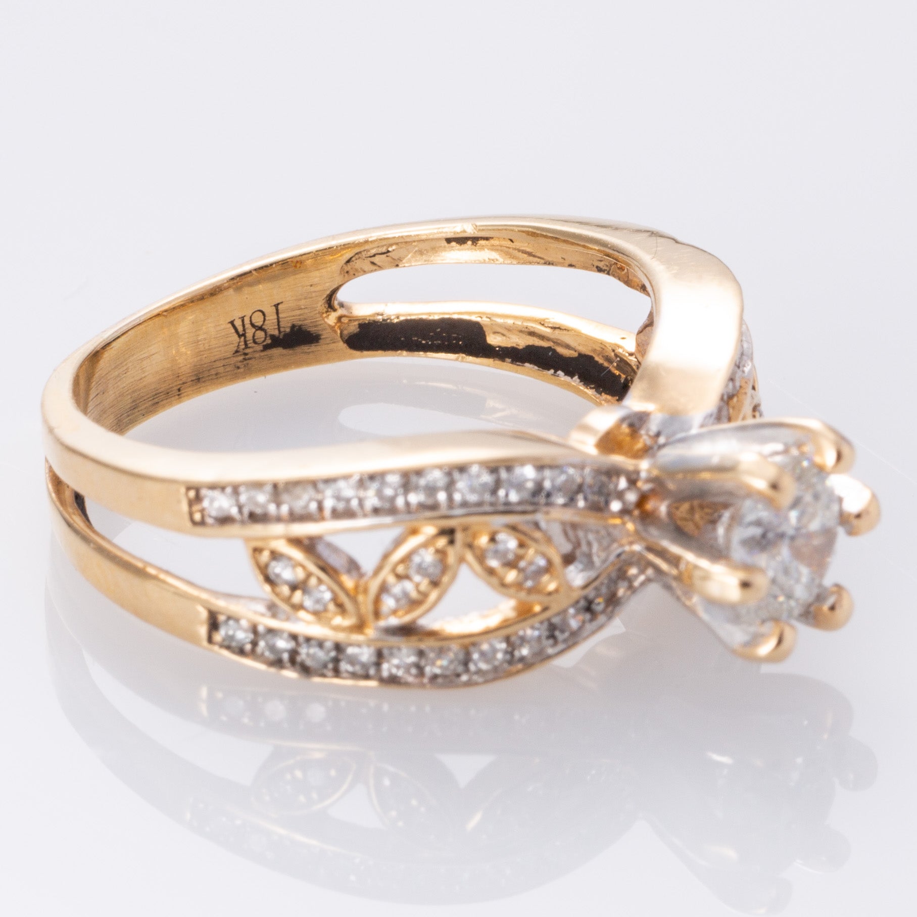 18K Yellow and White Gold Diamond Ring | 0.67ctw | SZ 5.25 |