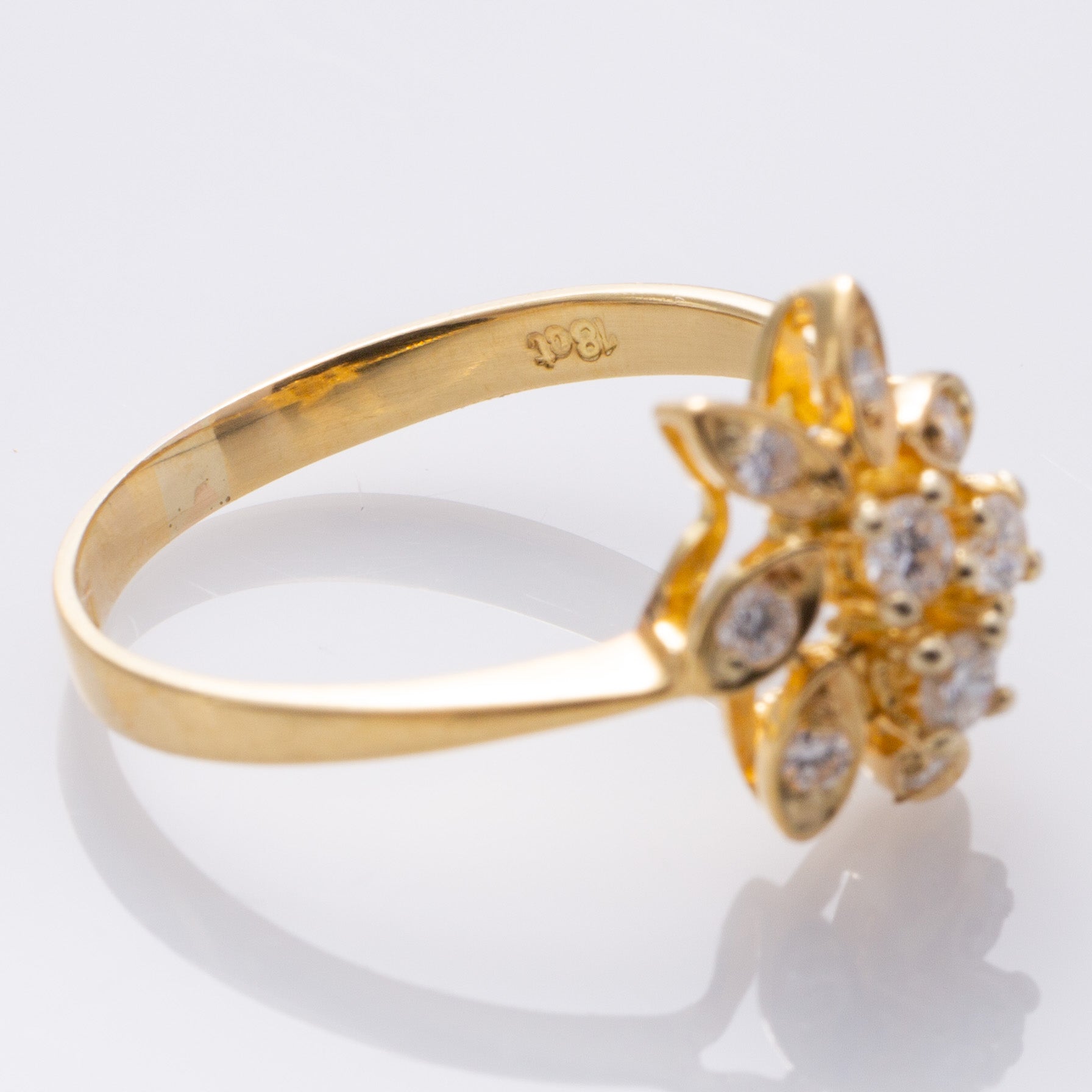 18K Yellow Gold Floral Design Diamond Ring | 0.35ctw | SZ 7.75 |