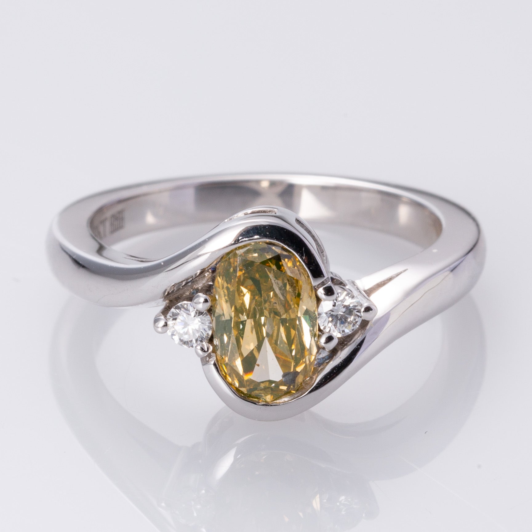 18K White Gold Trio Diamond Cocktail Ring | 0.82ct, 0.1ctw | SZ 6.5 |