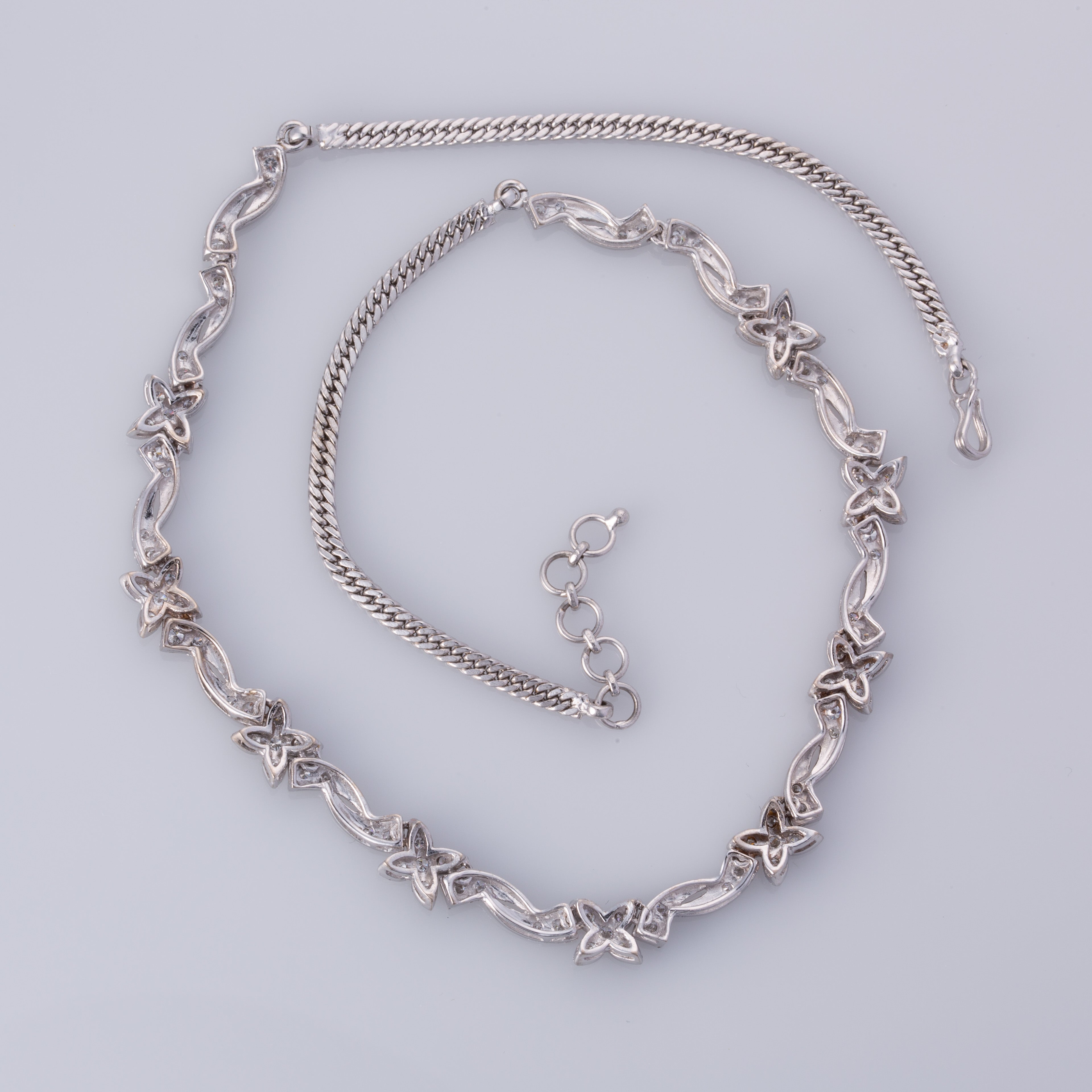 18K White Gold Diamond Necklace | 1.80ctw | 15"|
