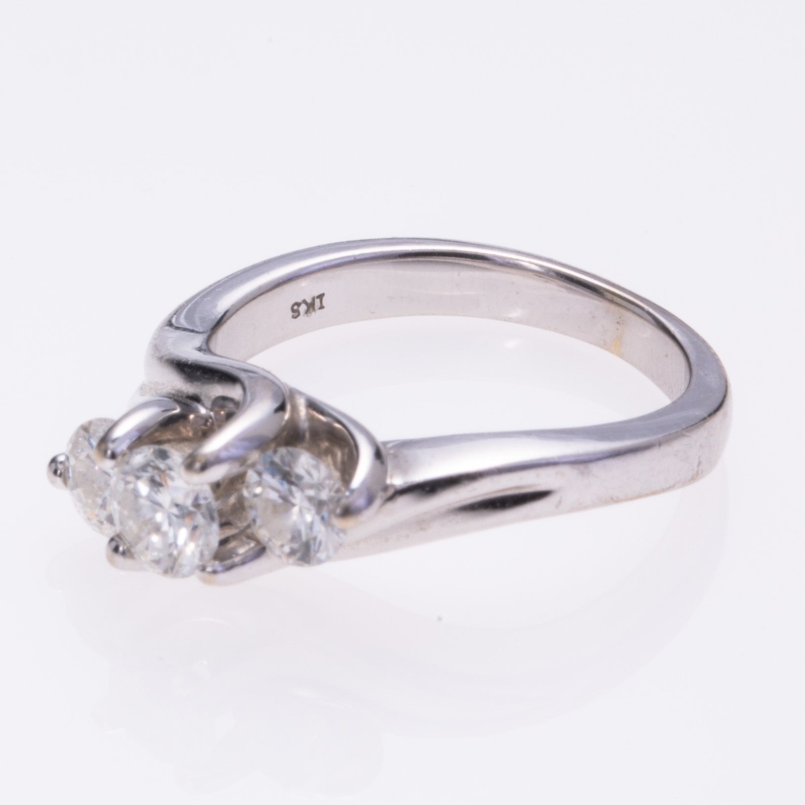 14k White Gold Diamond Ring | 0.96ctw | SZ 5.75
