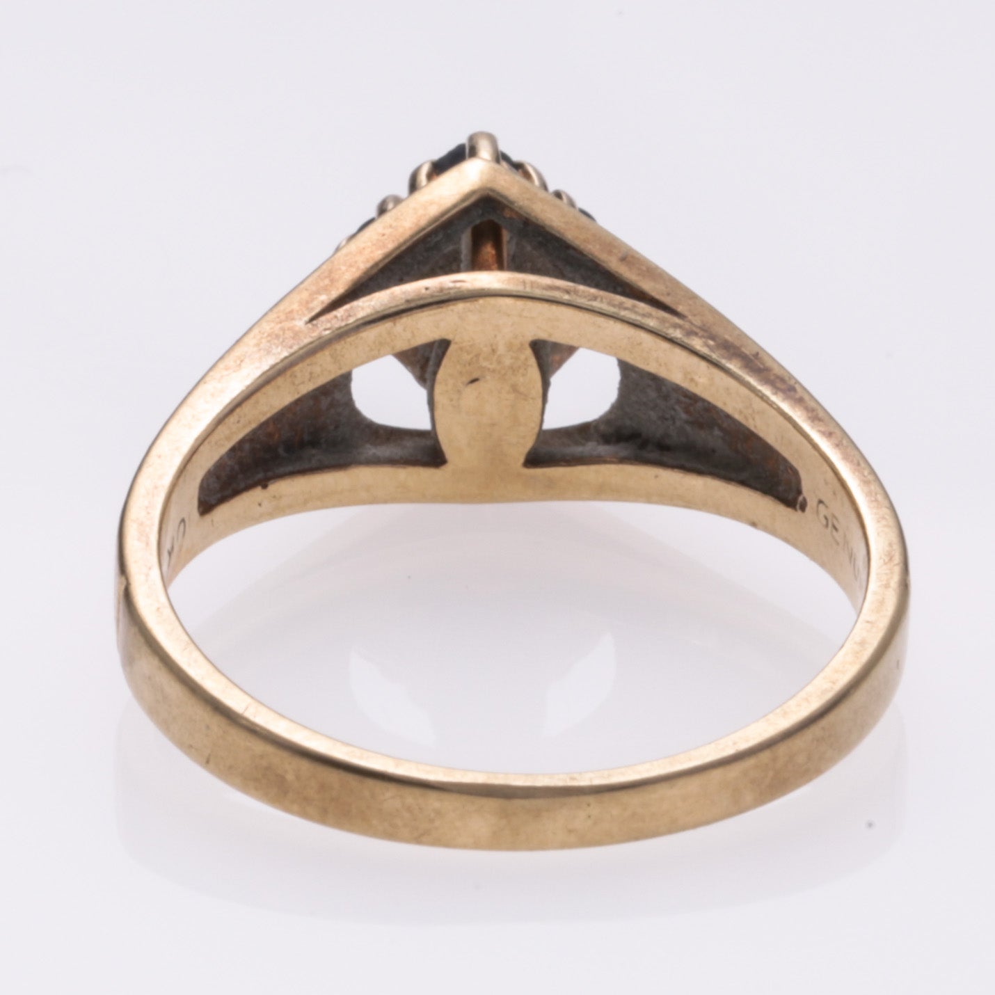 10k Yellow Gold Sapphire Ring | 0.16ctw | SZ 5.75