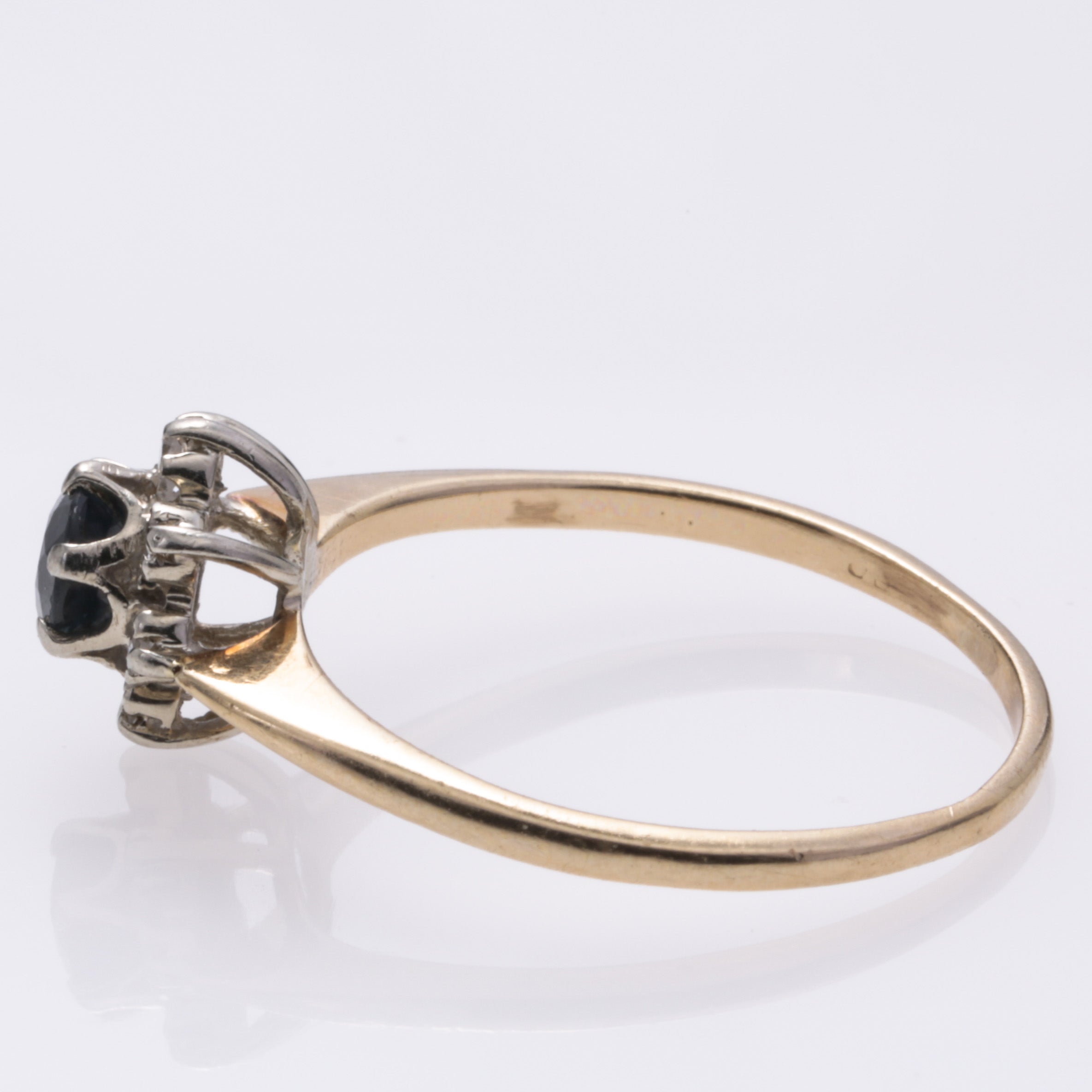 10k Yellow Gold Sapphire and Diamond Ring | 0.37ct, 0.136ctw | SZ 5.5