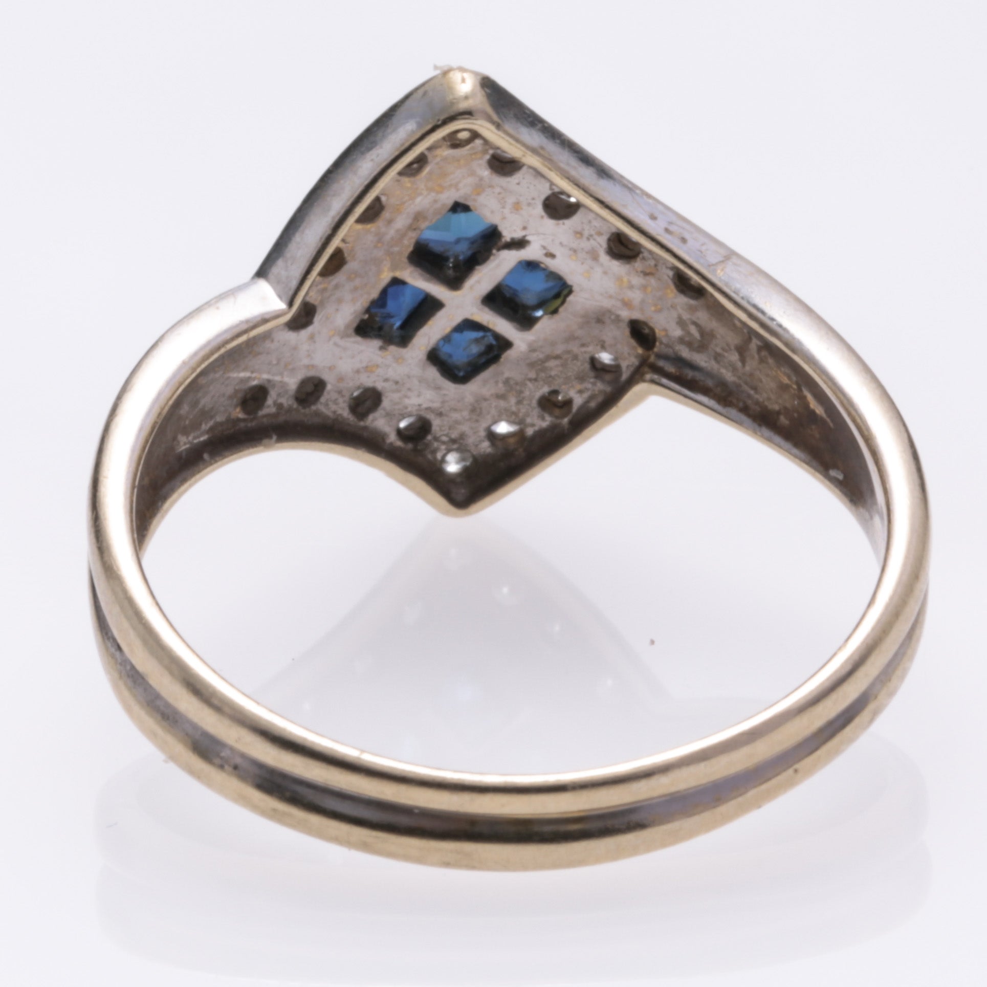 18K White Gold Sapphire and Diamond Ring | 0.38ct, 0.18ctw | SZ 6.75